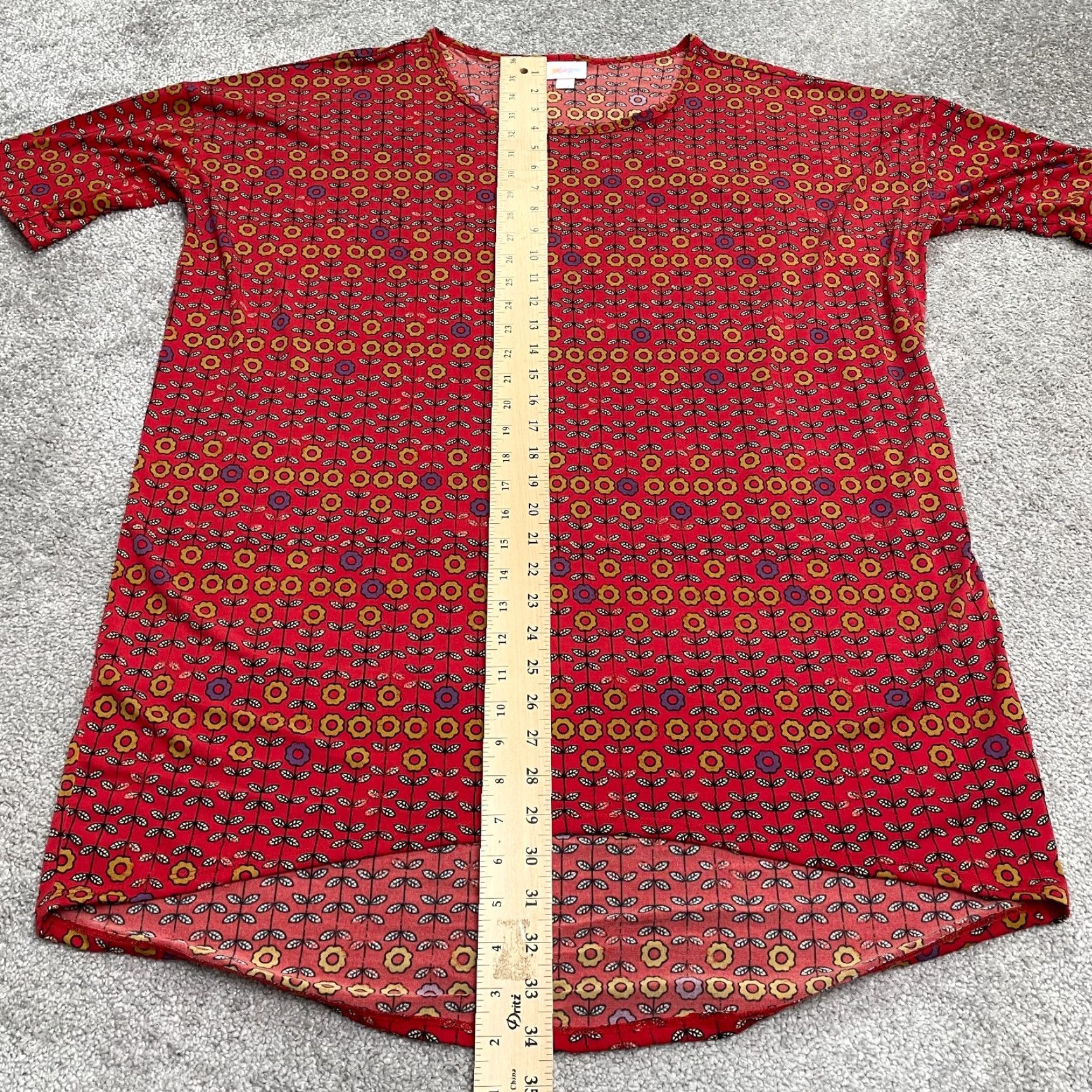 Vintage VINTAGE LuLaRoe Blouse Shirt Womens L Tunic Floral Red Crew Neck Casual Knit Lightweight Short Sleeve Modern Bohemian Size L / US 10 / IT 46 - 3 Thumbnail