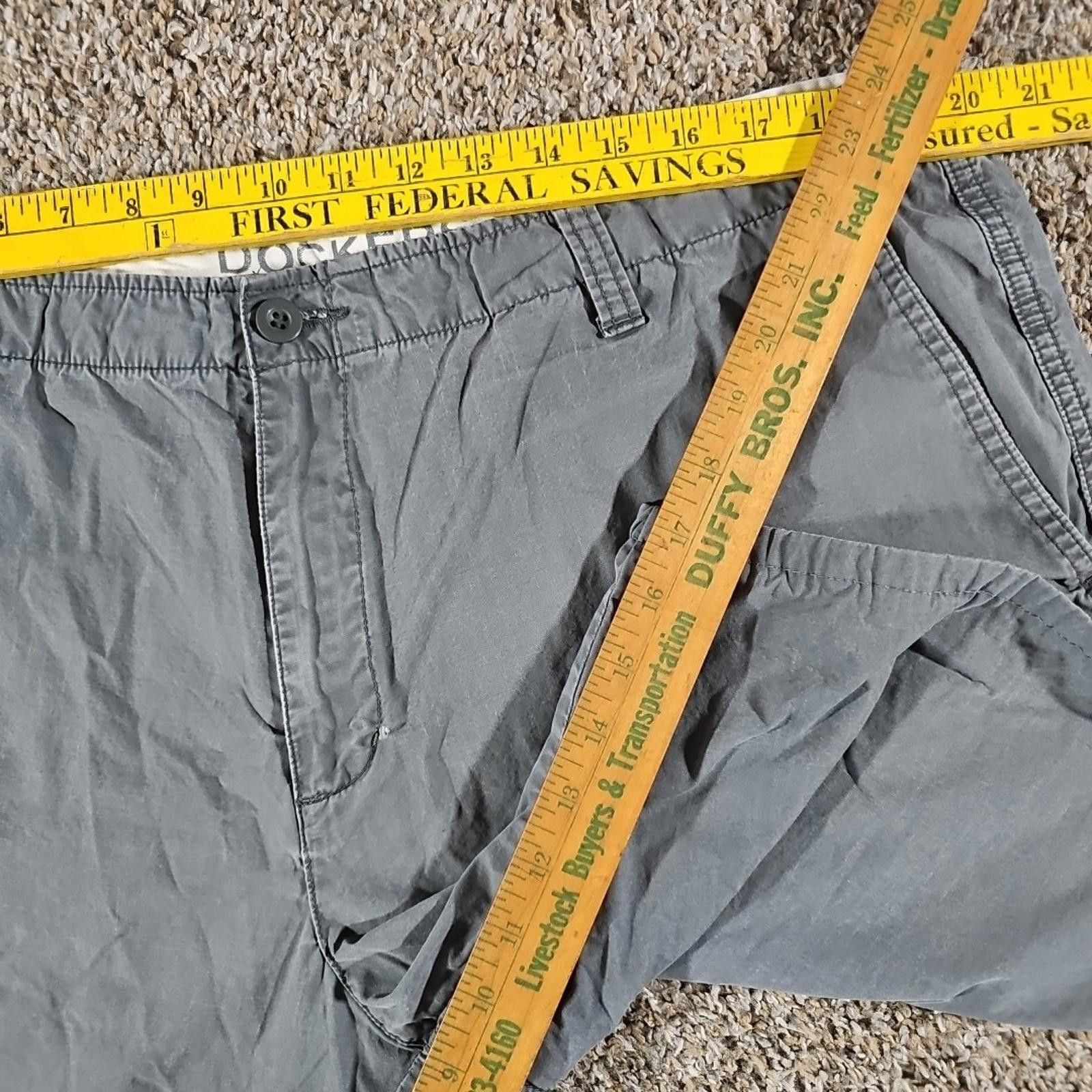 Dockers Dockers Sz 40 Gray Shorts Size US 40 / EU 56 - 5 Thumbnail