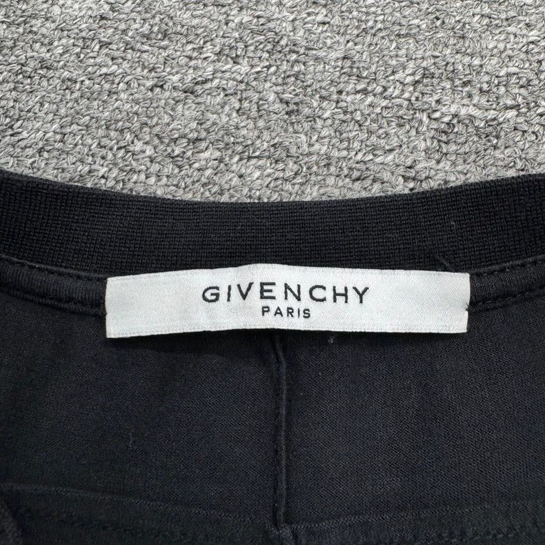 Givenchy Givenchy Character Printed Short Sleeve, Size M Size US M / EU 48-50 / 2 - 2 Thumbnail