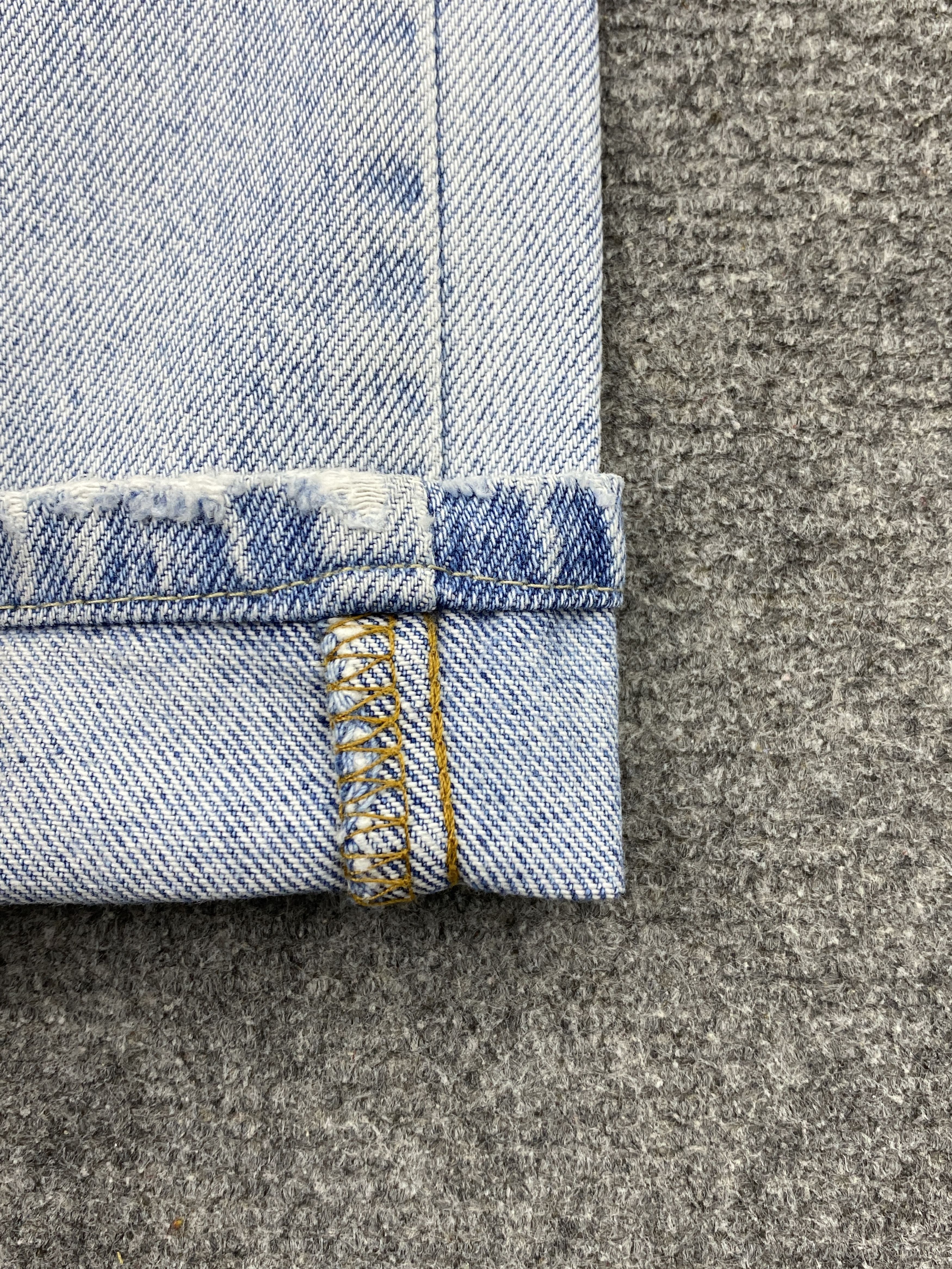 Levi's × Vintage Vintage 90s Levis 505 Light Blue Washed Denim Jeans Size US 31 - 10 Thumbnail