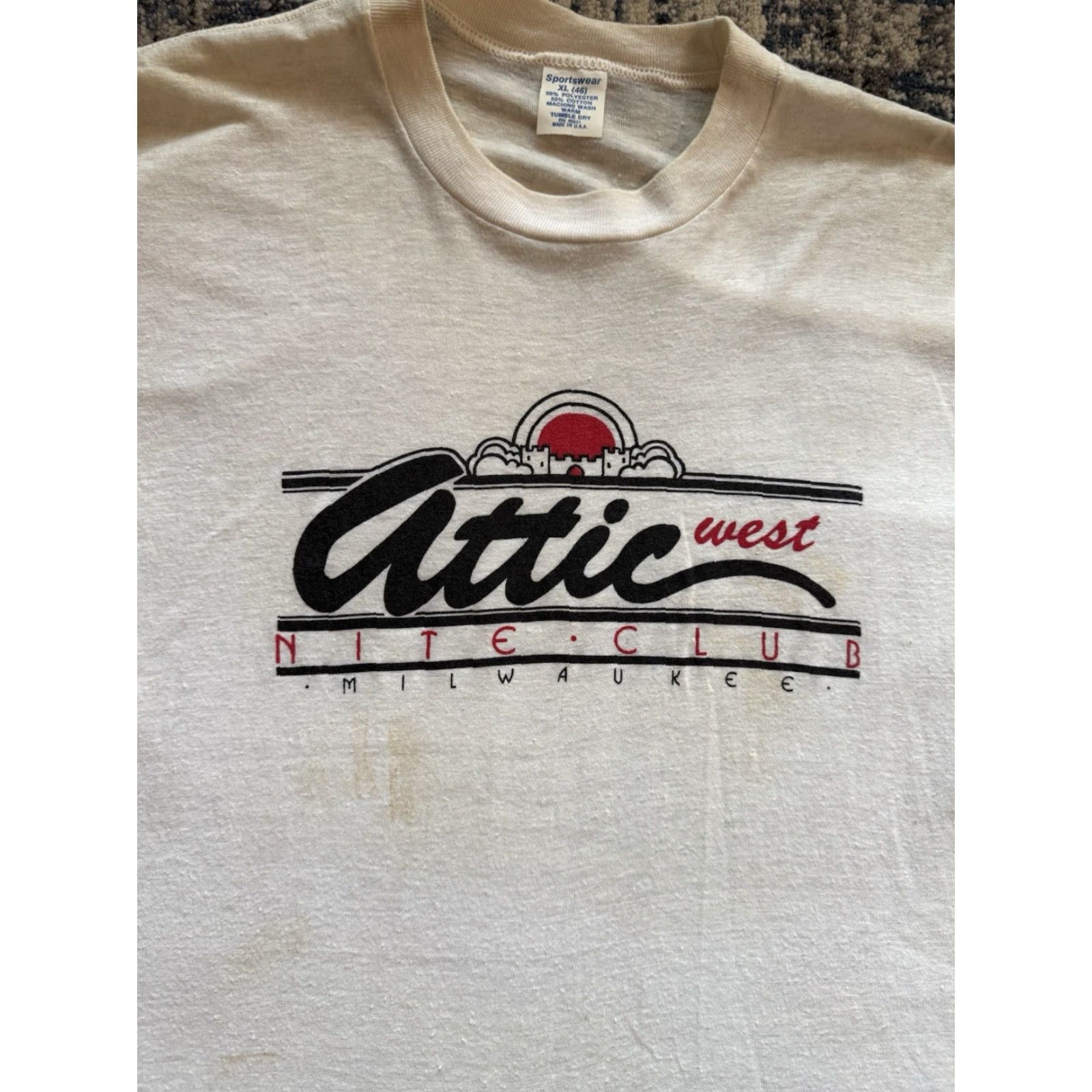Vintage VINTAGE The Attic West Nite Club Milwaukee T Shirt XL Men's White Graphic Print 70s Band Music Concerts Shirts Size US XL / EU 56 / 4 - 2 Thumbnail