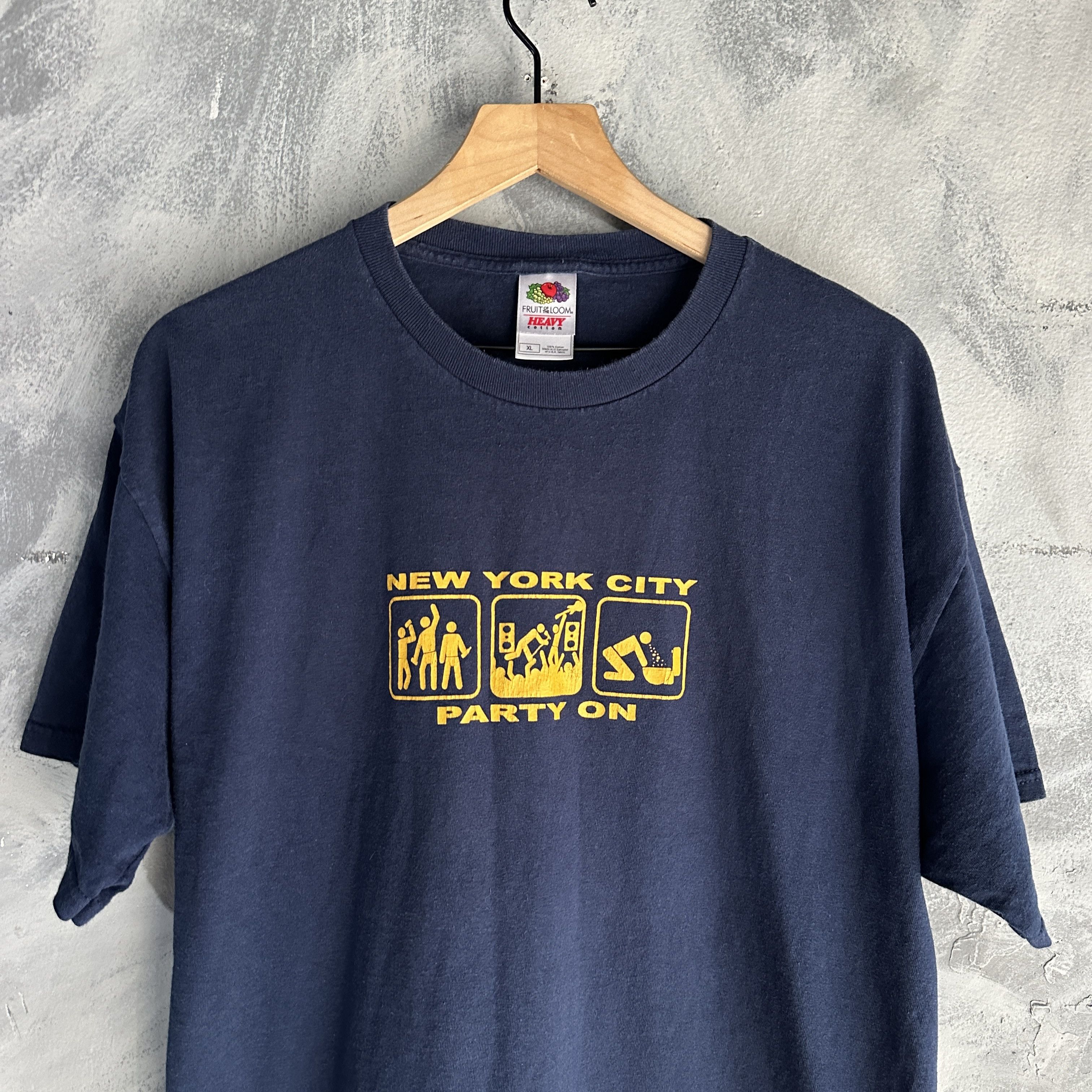Other Vtg New York City T Shirt Mens XL Blue Party On Funny Tee Size US XL / EU 56 / 4 - 2 Thumbnail