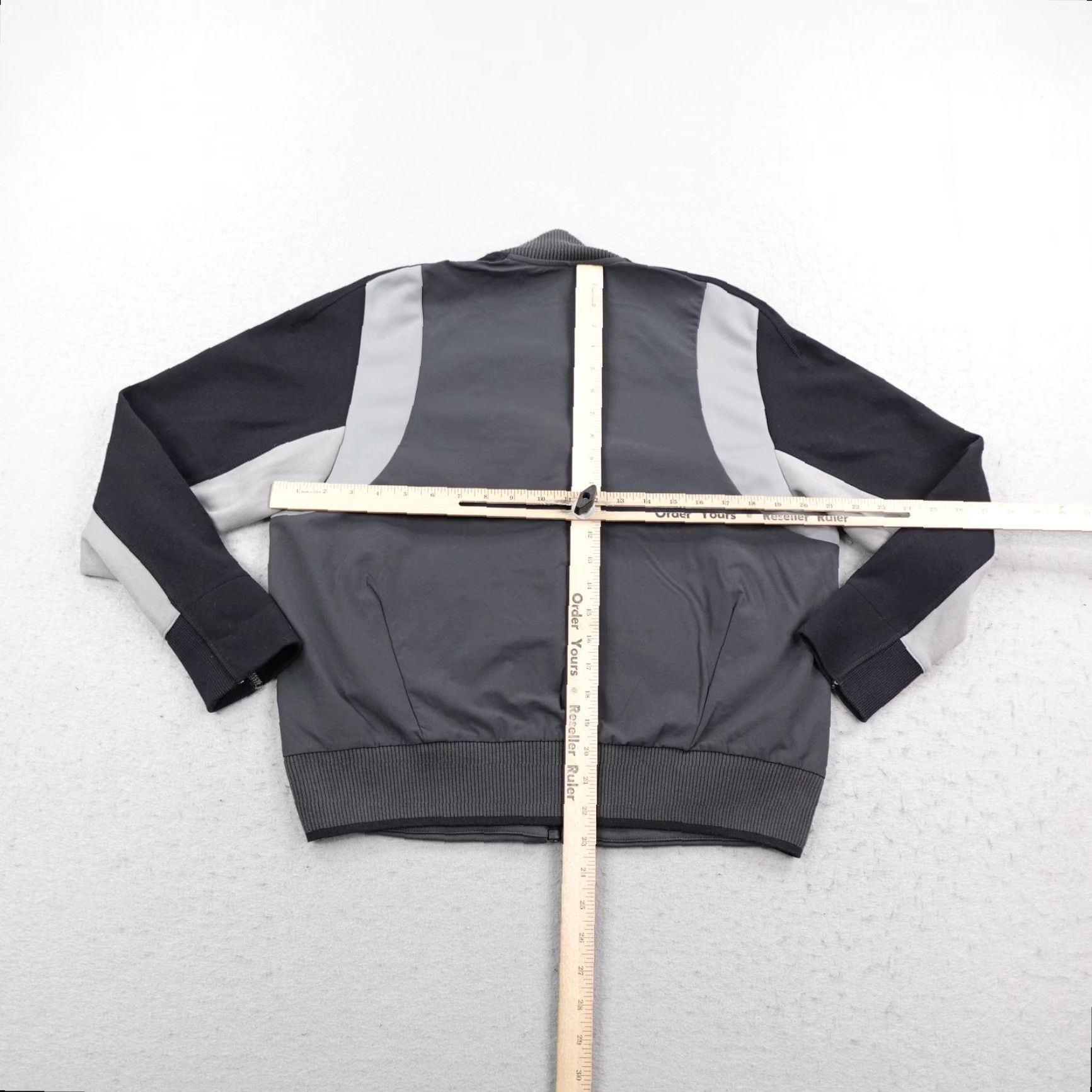 Adidas Adidas Jacket Womens L Gray Black USA Volleyball Track Bomber Coat Zip Up Size L / US 10 / IT 46 - 6 Thumbnail