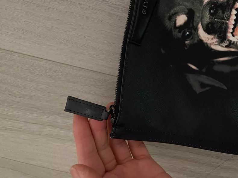 Givenchy Givenchy Clutch Bag Size ONE SIZE - 2 Thumbnail
