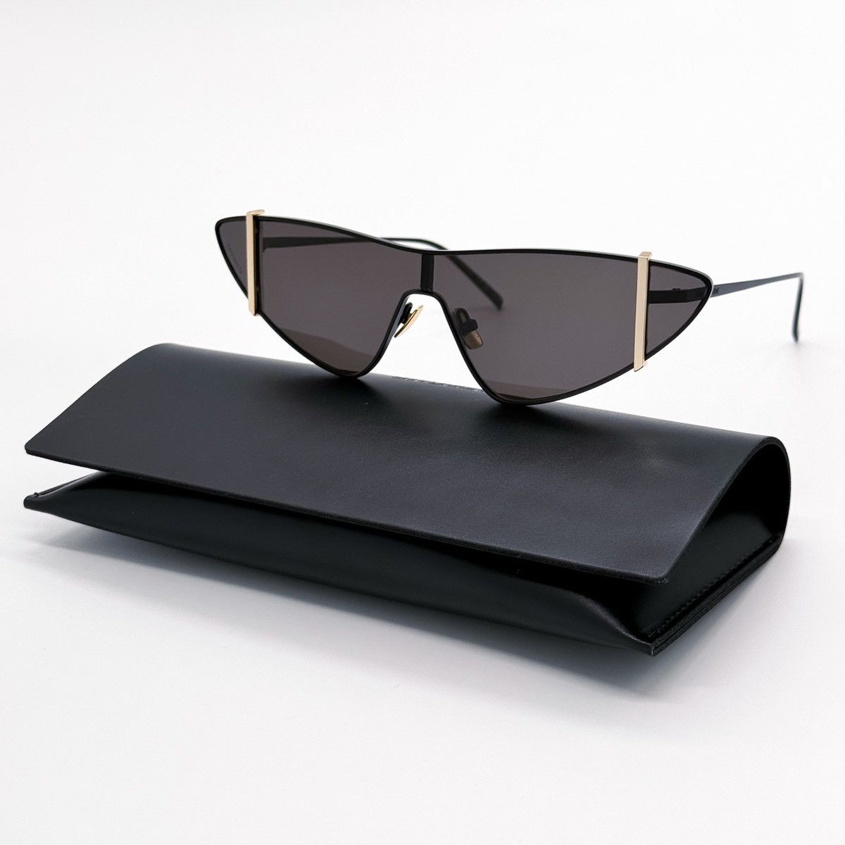 Saint Laurent Paris NEW SAINT LAURENT SL536 001 BLACK WOMEN SL 536 SUNGLASSES Size ONE SIZE - 2 Thumbnail