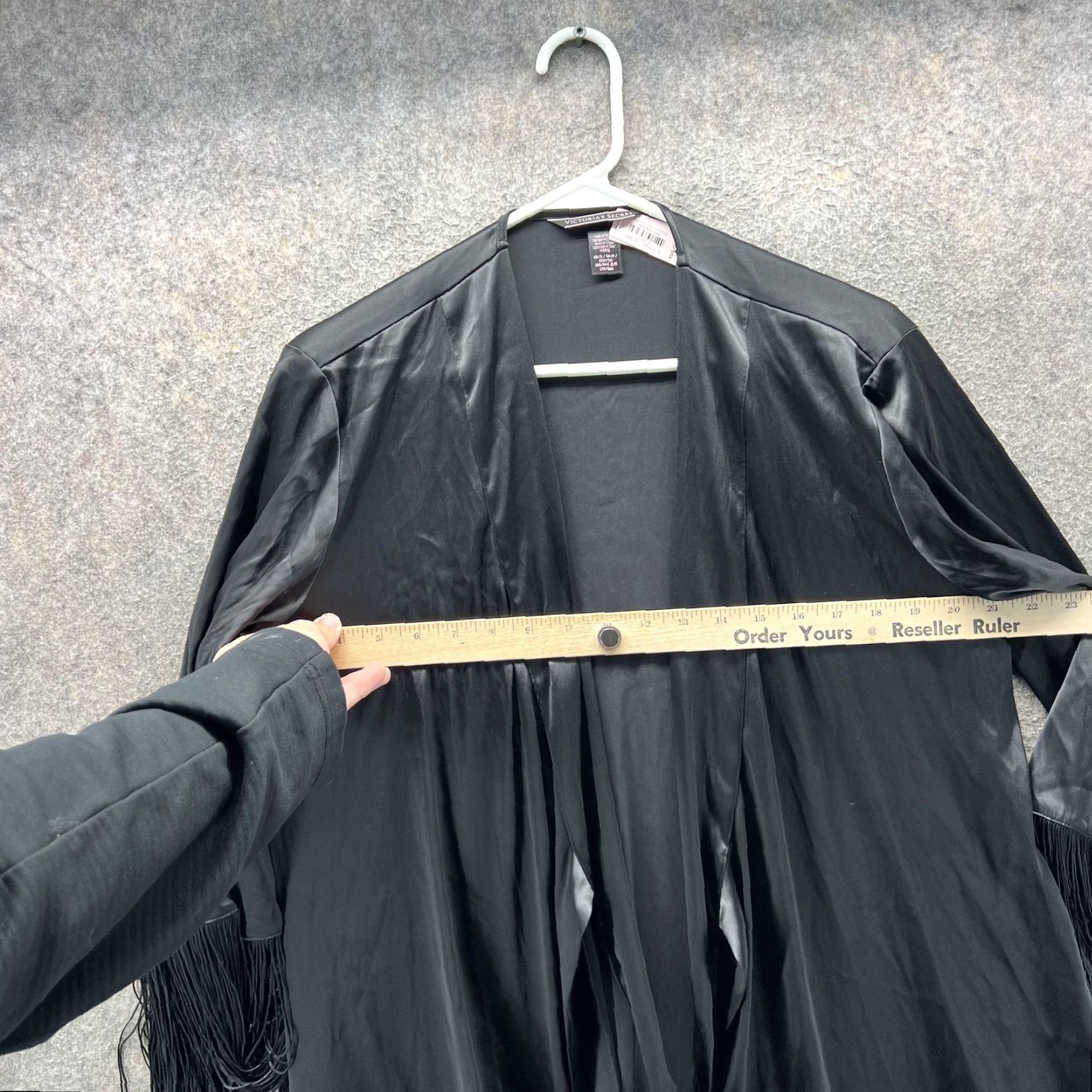 Victoria's Secret Victoria's Secret Kimono Robe Womens XS/S Black Satin Fringe Belted Lounge Size ONE SIZE - 4 Thumbnail