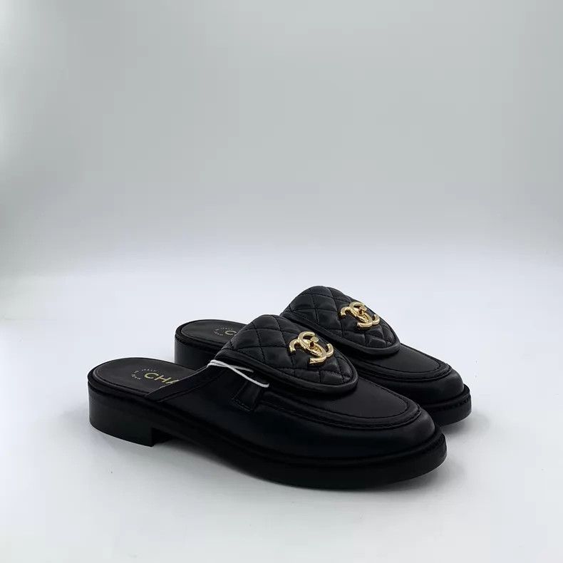 Chanel Chanel 25C black diamond double C logo lambskin wrap-head Size US 5.5 / IT 35.5 - 2 Thumbnail