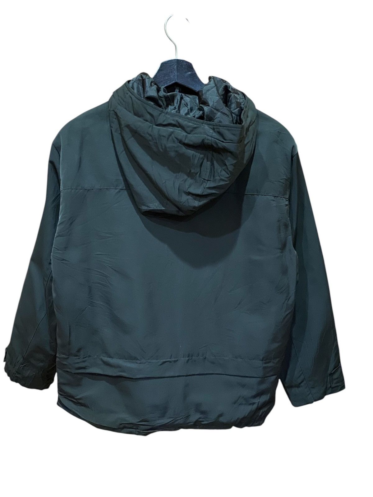 Uniqlo × White Mountaineering WINDBREAKER ALL BLACK JACKET Size US S / EU 44-46 / 1 - 2 Thumbnail