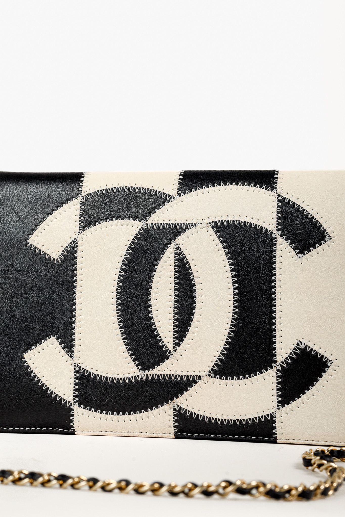 Chanel Chanel 2017 Cruise CC Patchwork Leather Shoulder Bag Size ONE SIZE - 9 Thumbnail