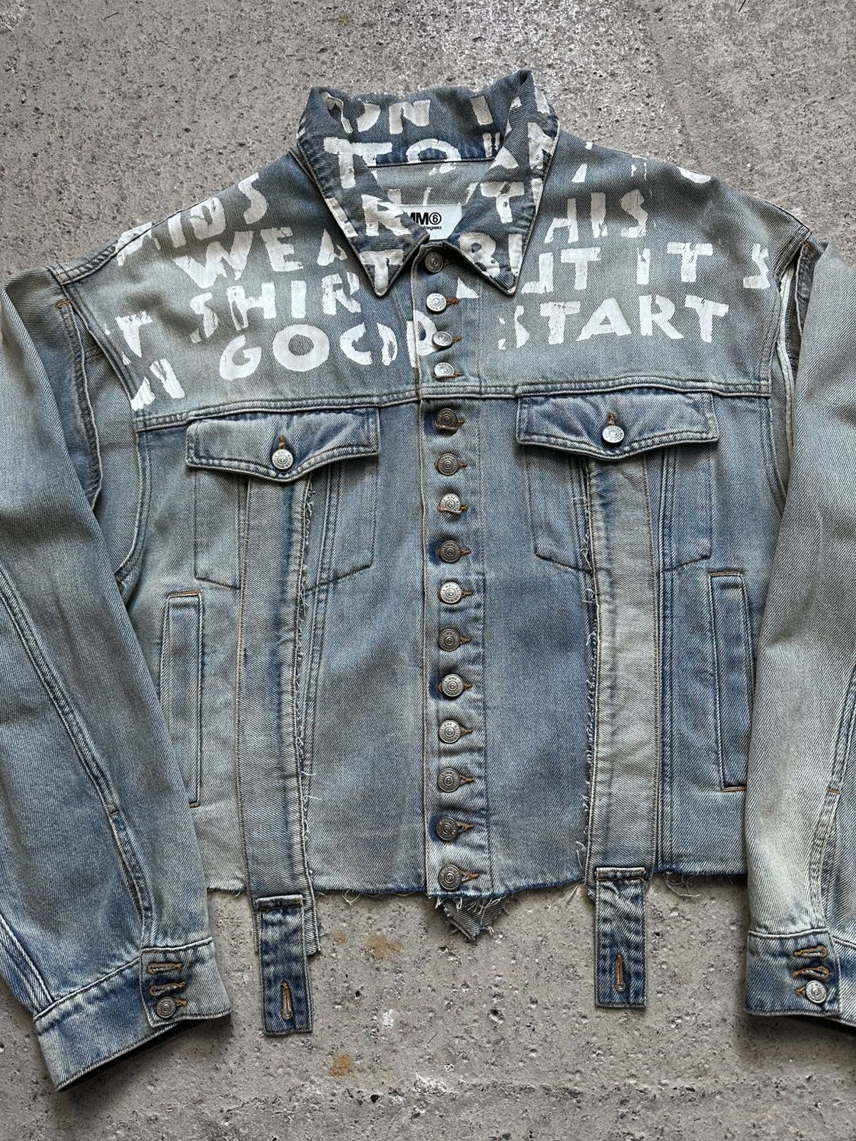 MM6 MM6 Maison Margiela Cropped Denim Jacket Graphic Print Size US M / EU 48-50 / 2 - 5 Thumbnail