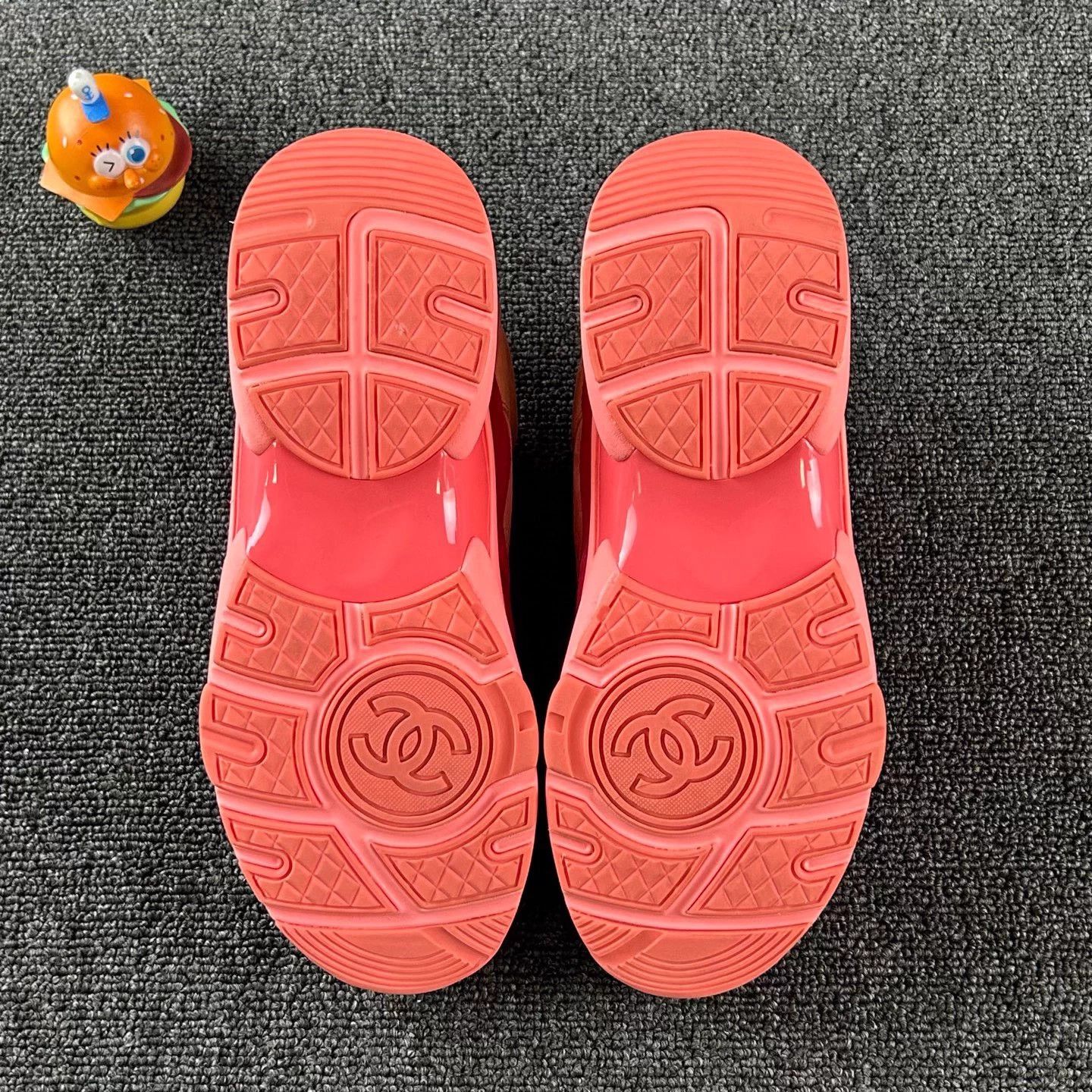 Chanel Chanel Red CC Logo Sneakers Women's 37.5 Like New Size US 6.5 / IT 36.5 - 6 Thumbnail
