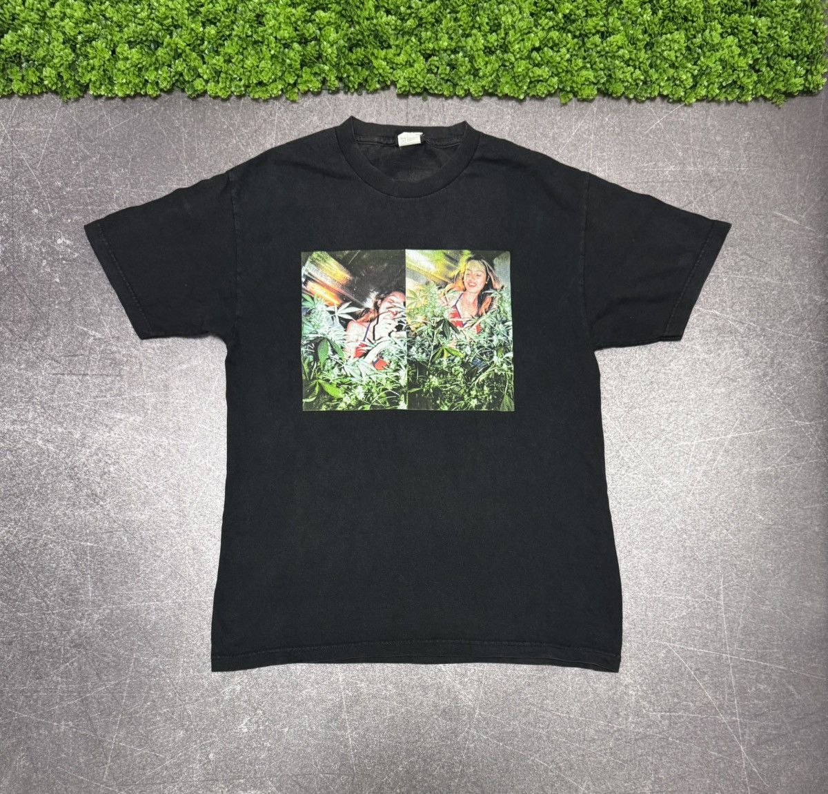 Vintage creature skateboards weed graphic tshirt hook ups