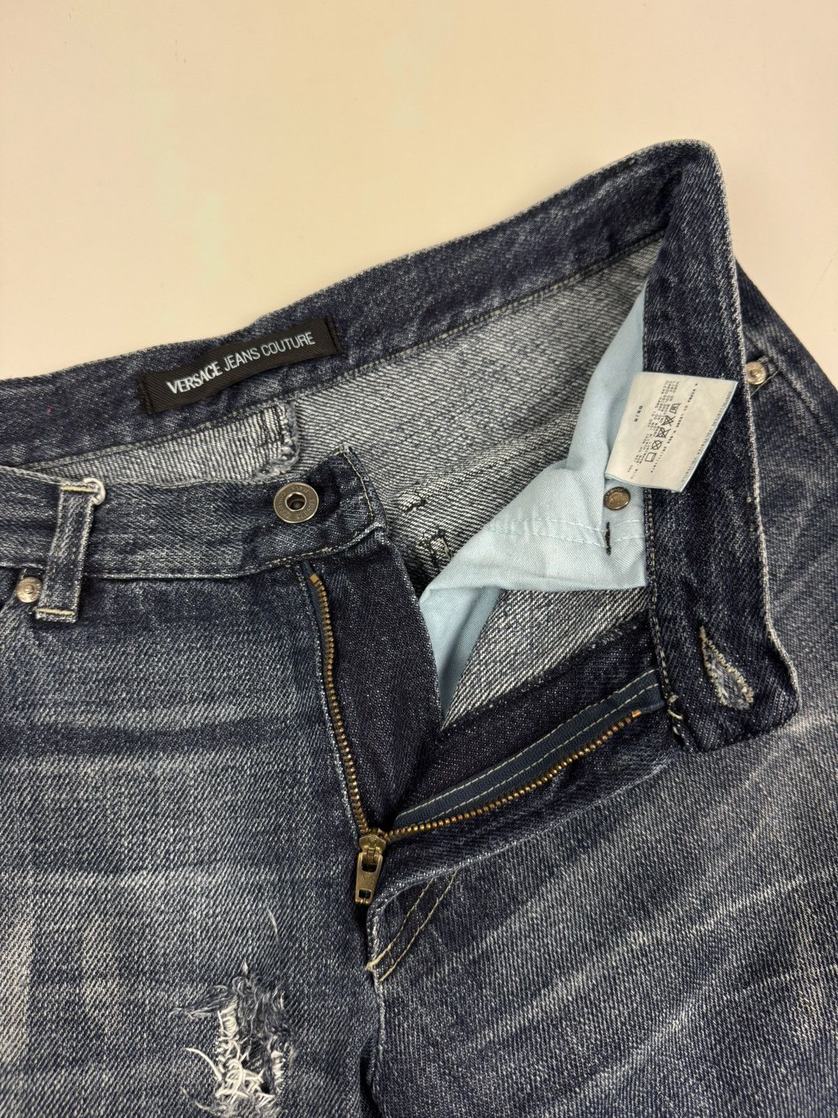 Versace Jeans Couture Distressed Versace Jeans Couture Washed Denim Jeans Size US 33 - 10 Thumbnail