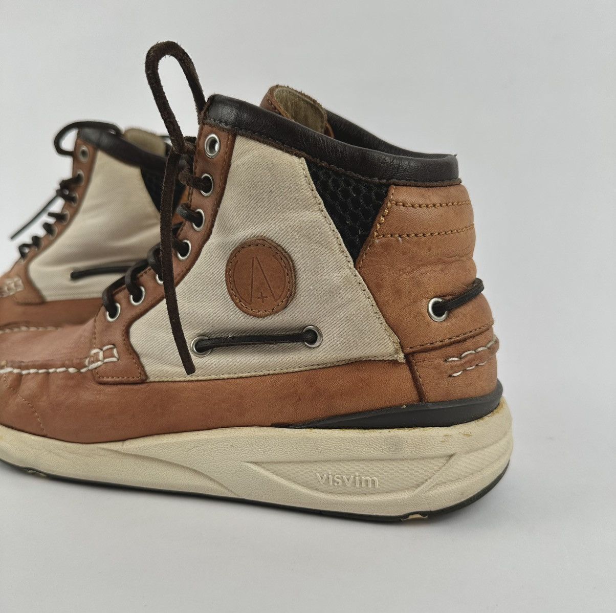 Visvim Visvim - High-top Leather Sneaker Size US 8 / EU 41 - 6 Thumbnail