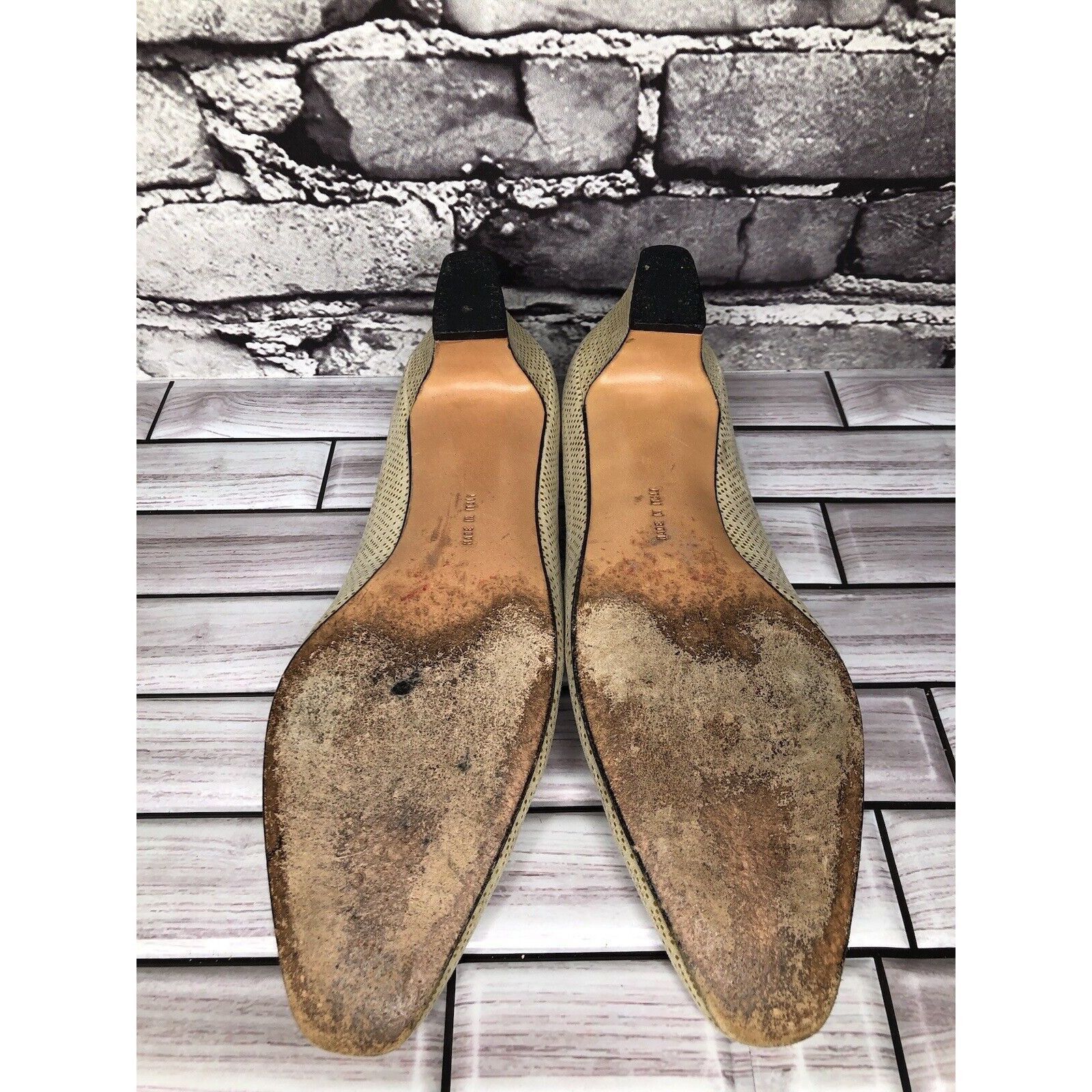 Salvatore Ferragamo Salvatore Ferragamo Beige Leather Geometric Dress Pump Heels Size US 7.5 / IT 37.5 - 9 Thumbnail