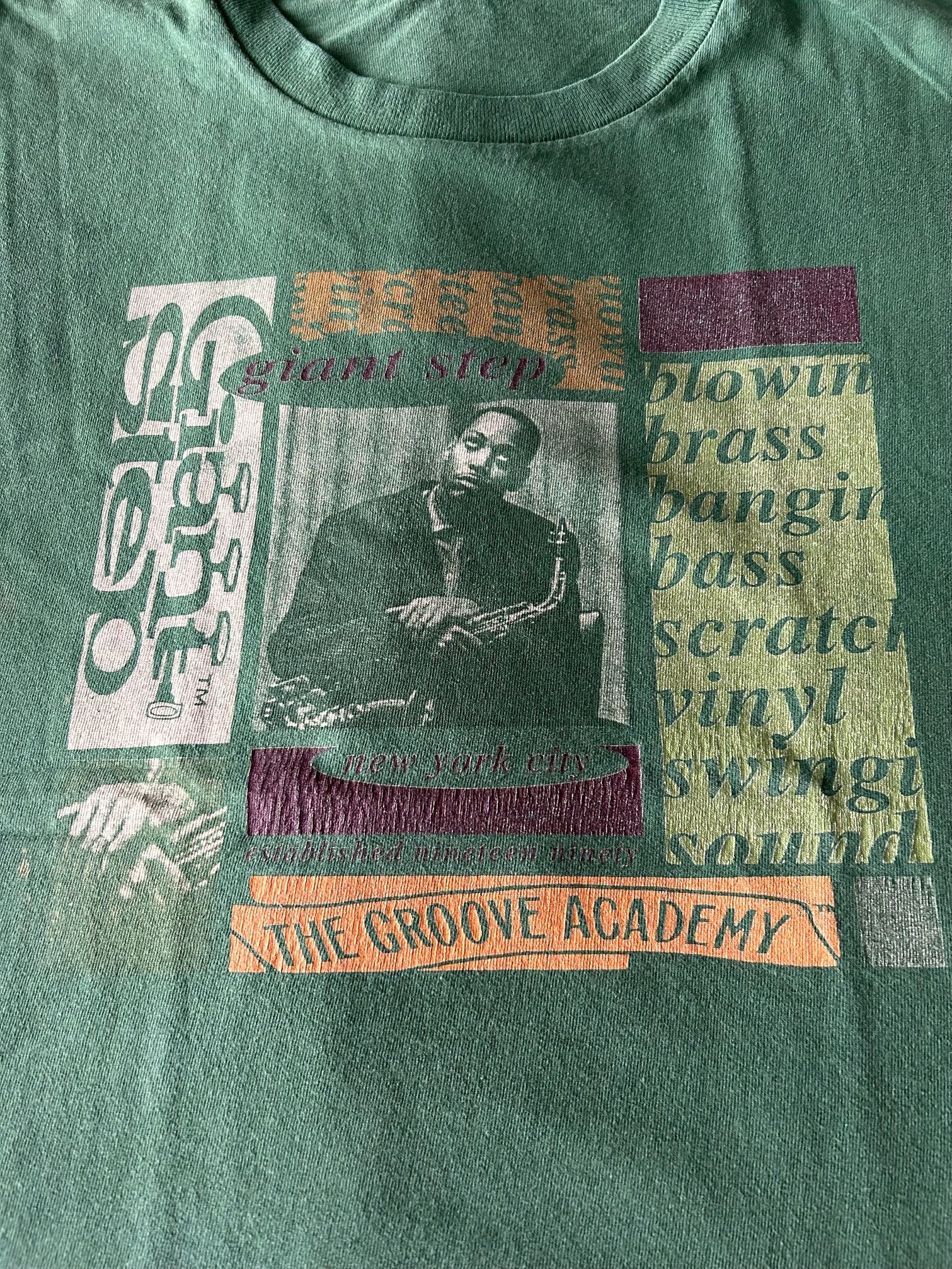 Vintage 90's Giant Step / The Groove Academy Tee Single Stitch Size US L / EU 52-54 / 3 - 4 Thumbnail