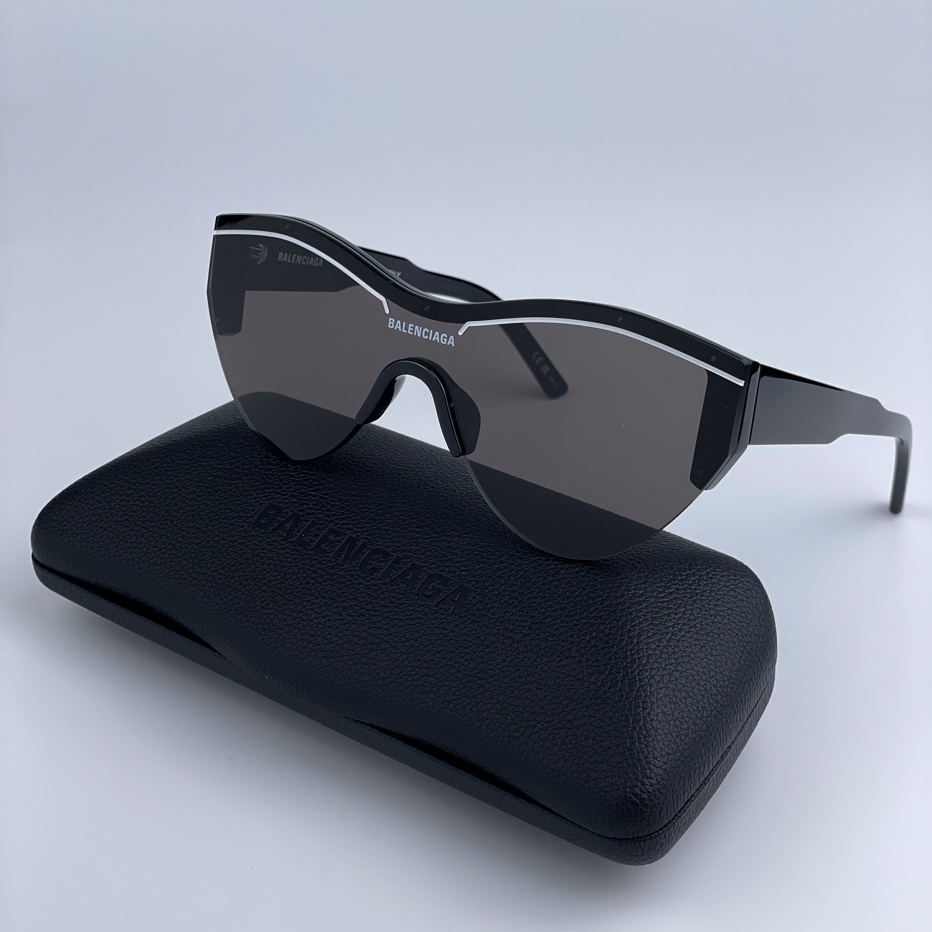 Balenciaga NEW Balenciaga BB0004S 001 Grey Shield Unisex Sunglasses Size ONE SIZE - 1 Thumbnail