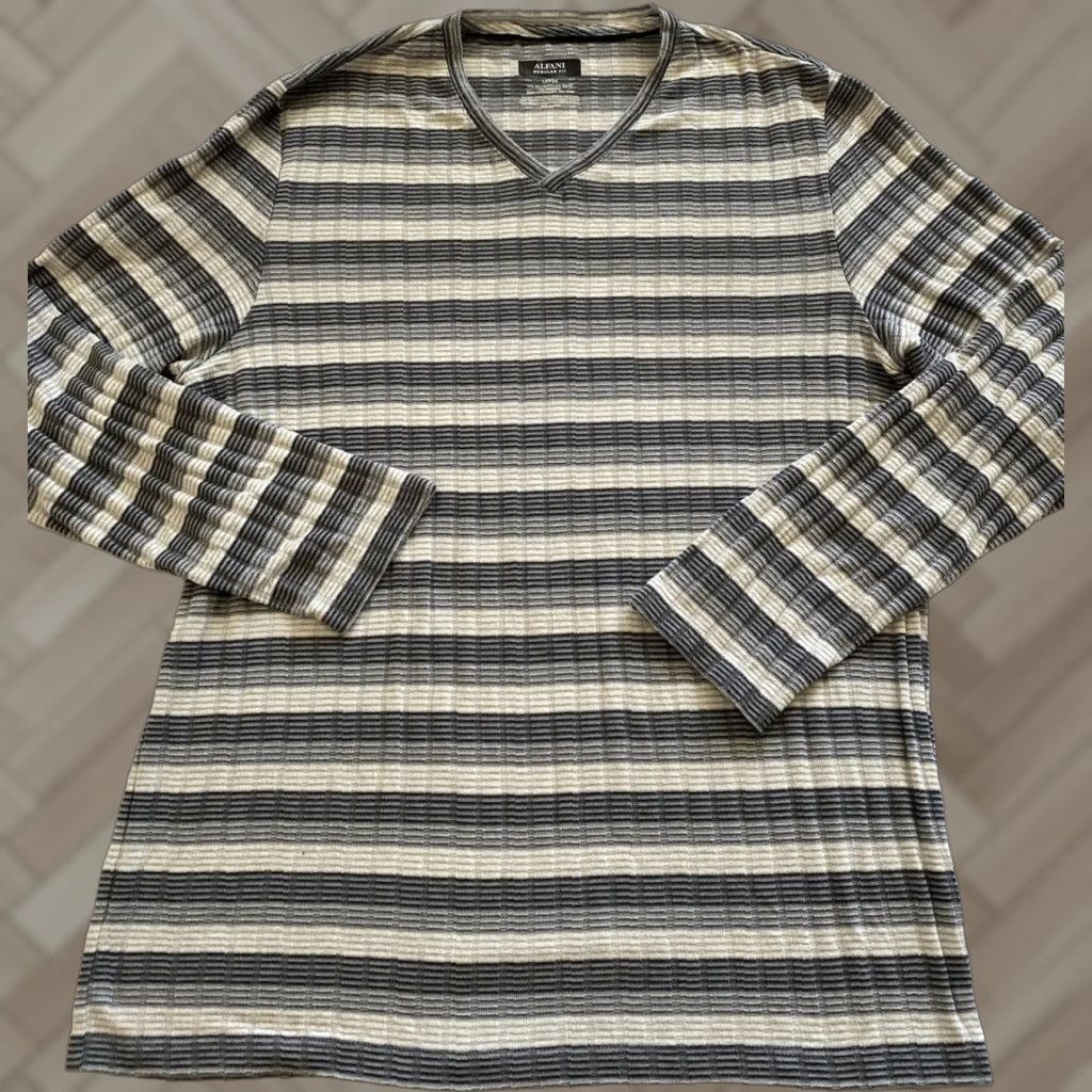 Alfani Alfani Sweater Men L Long Sleeve V-Neck Cotton Blend Lightweight Pullover Gray Stylish Casual Knit Shirt Mens Size US L / EU 52-54 / 3 - 1 Thumbnail