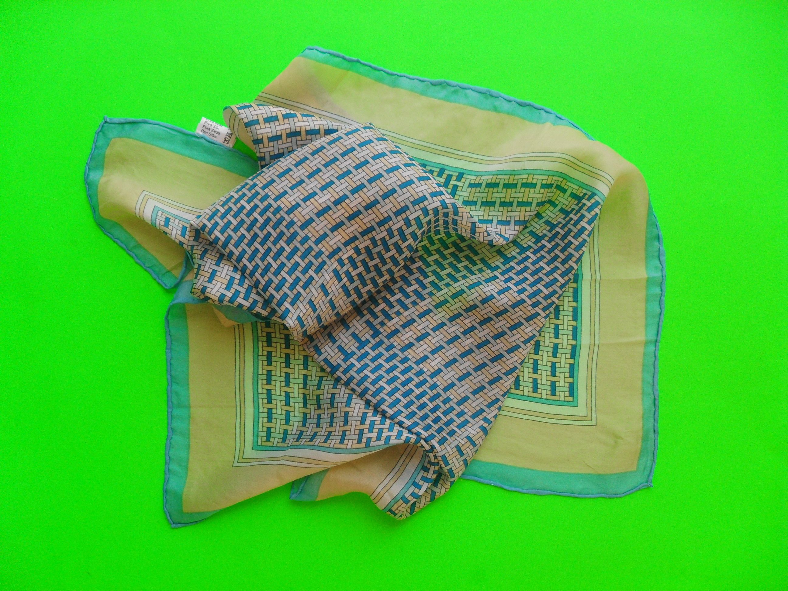 Other Very soft pure silk travel square vintage scarf. Size ONE SIZE - 5 Thumbnail