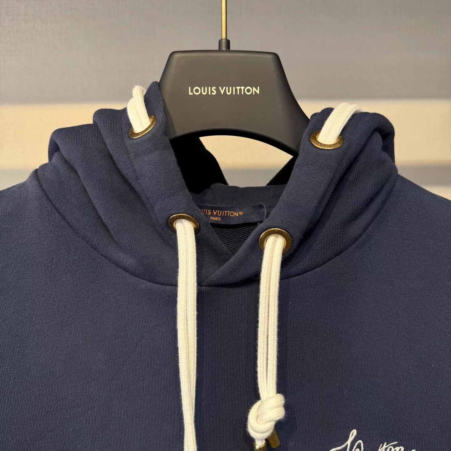 Louis Vuitton LV Back Line Logo Hoodie M Chest 120/L 67 Size US M / EU 48-50 / 2 - 3 Thumbnail