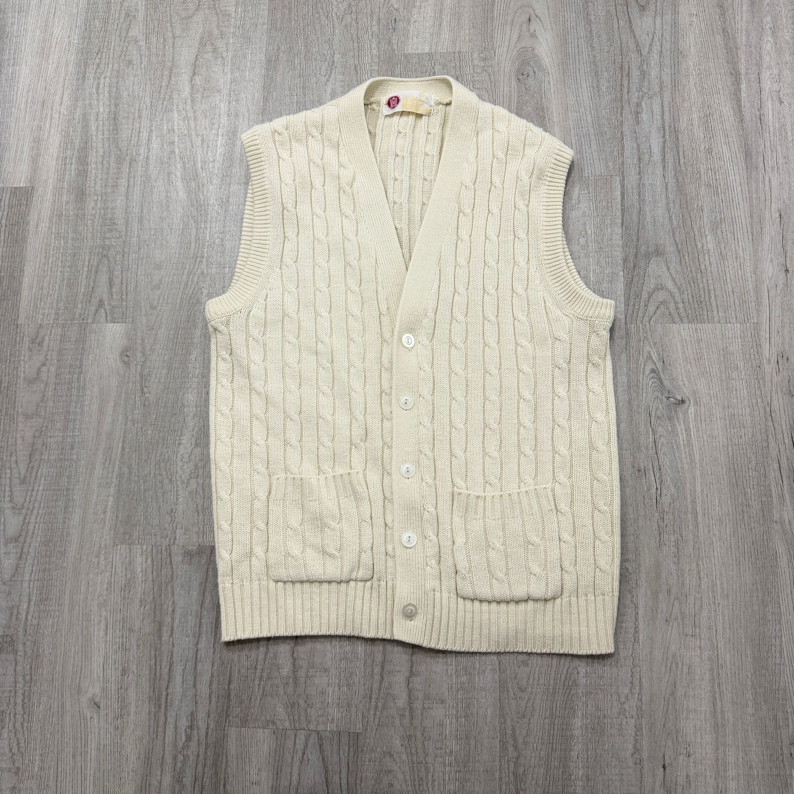 Vintage Vintage Kings Road Sweater Vest Men's Large Cream Cable Knit Size US L / EU 52-54 / 3 - 1 Thumbnail