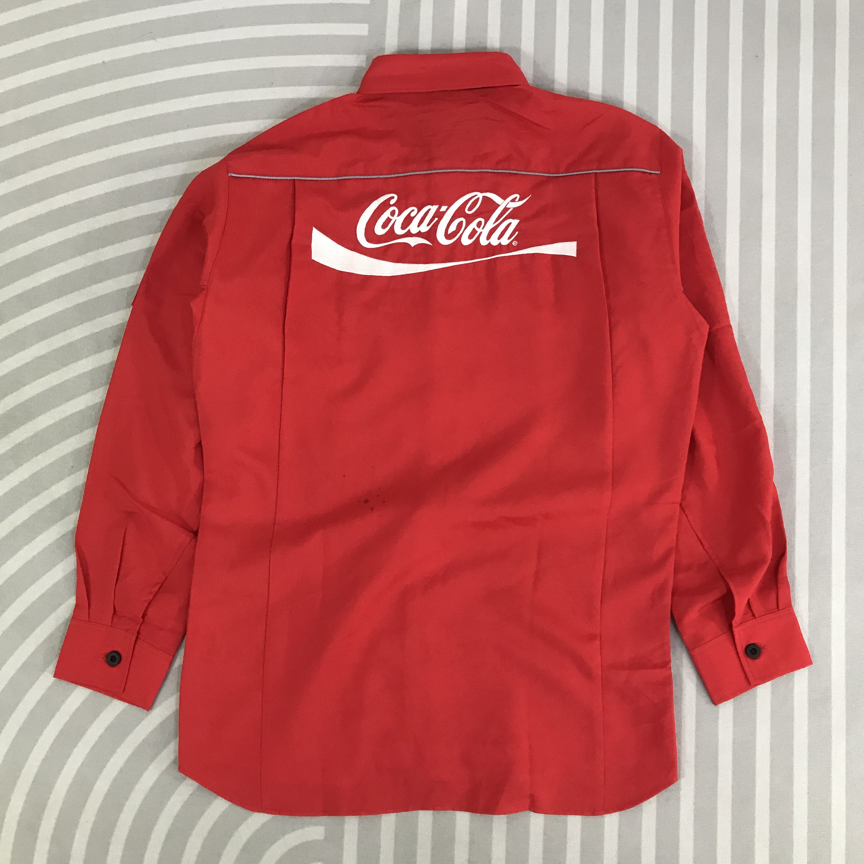 Coca Cola Vintage Coca Cola East Japan button up Shirt K117B3 Size US L / EU 52-54 / 3 - 1 Thumbnail