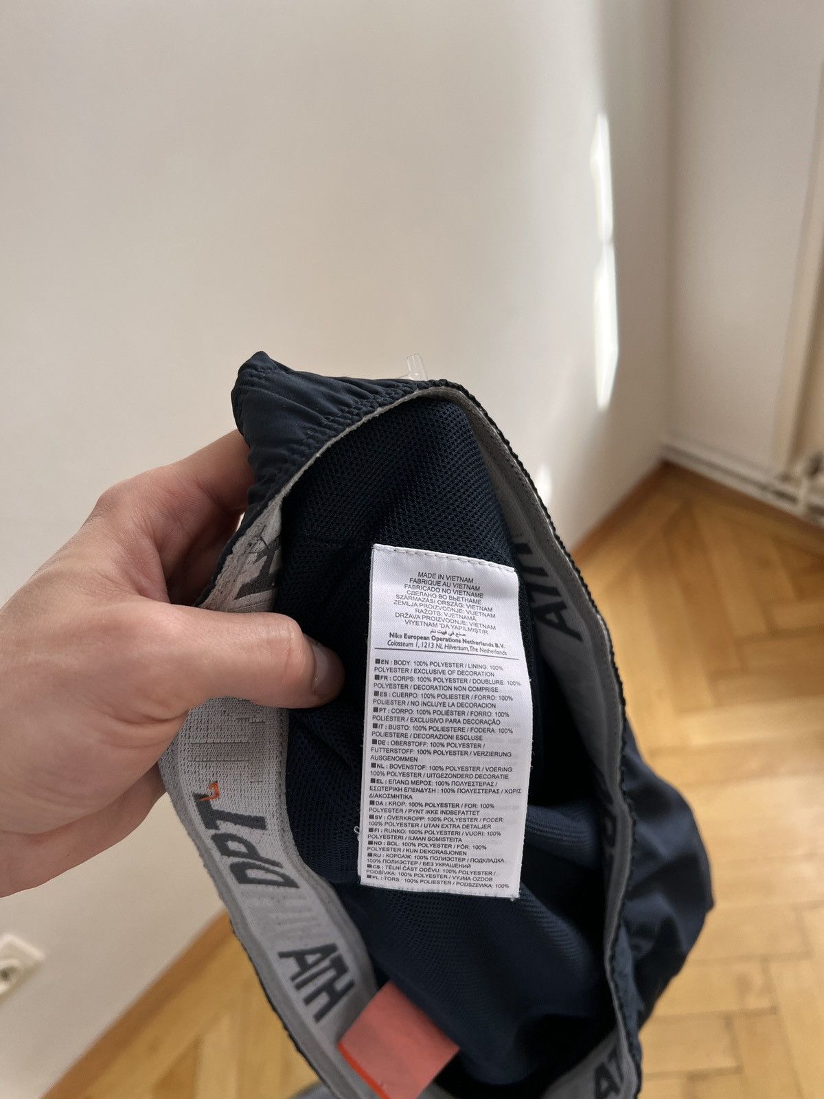 Nike × Vintage Nike VTG 2000s ultralight track pants dark blue navy y2k rap Size US 30 / EU 46 - 16 Thumbnail
