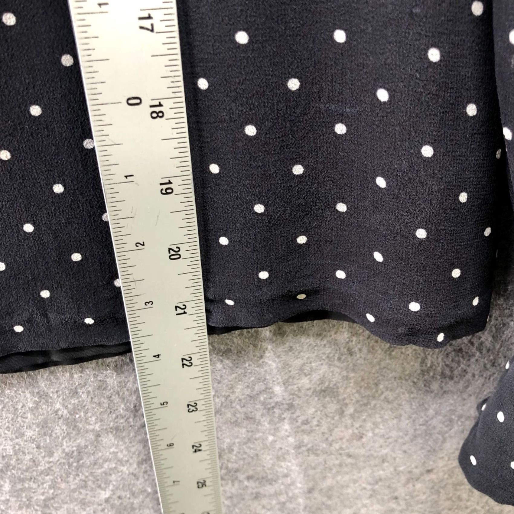 Vintage Intermix Silk Blouse Womens S Black White Polka Dot Puff Sleeve Long Sleeve Round Neck Shirt Women’s S Polka Dot Puff Sleeve Blouse Size S / US 4 / IT 40 - 5 Thumbnail