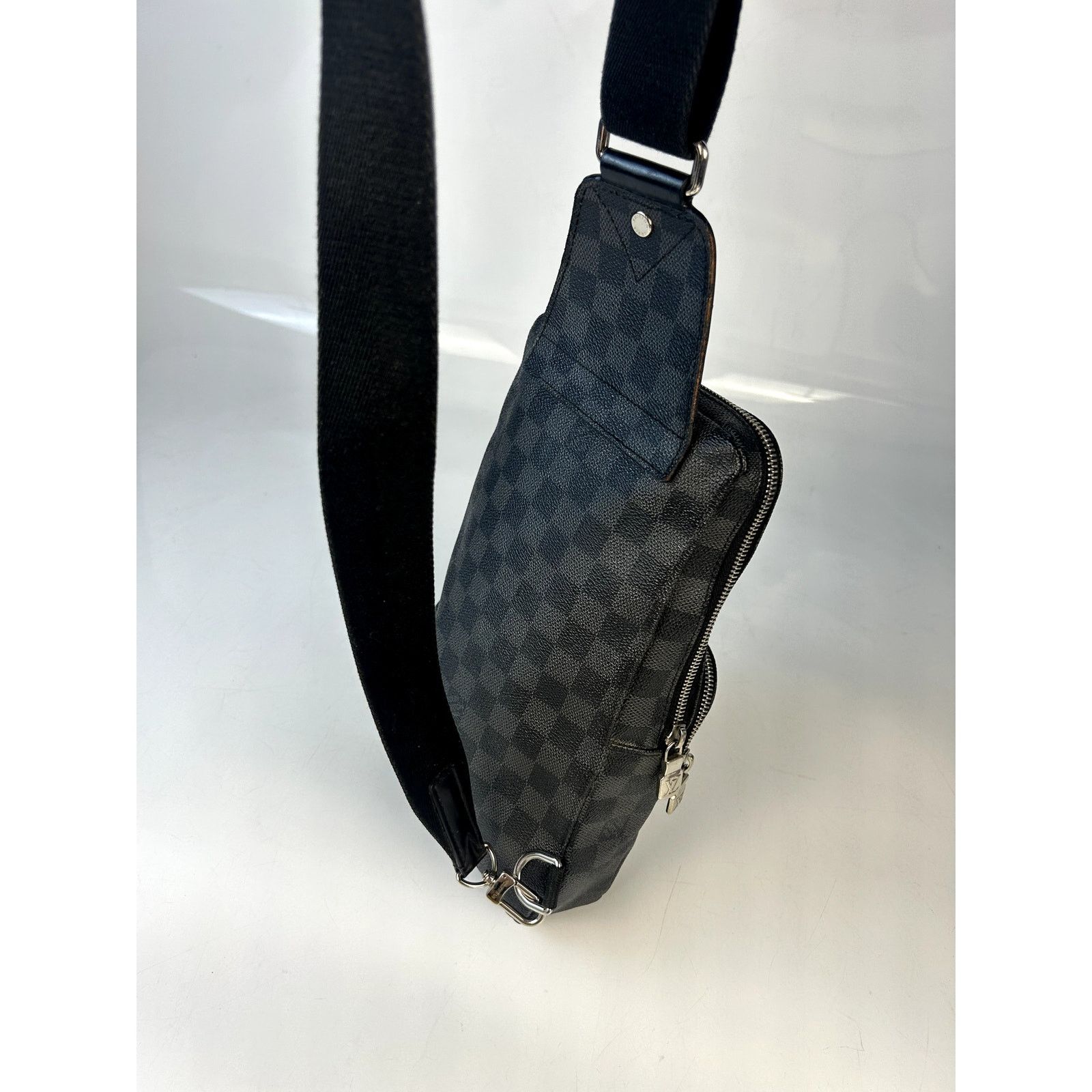 Louis Vuitton Louis Vuitton Black Damier Graphite Avenue Sling Size ONE SIZE - 5 Thumbnail