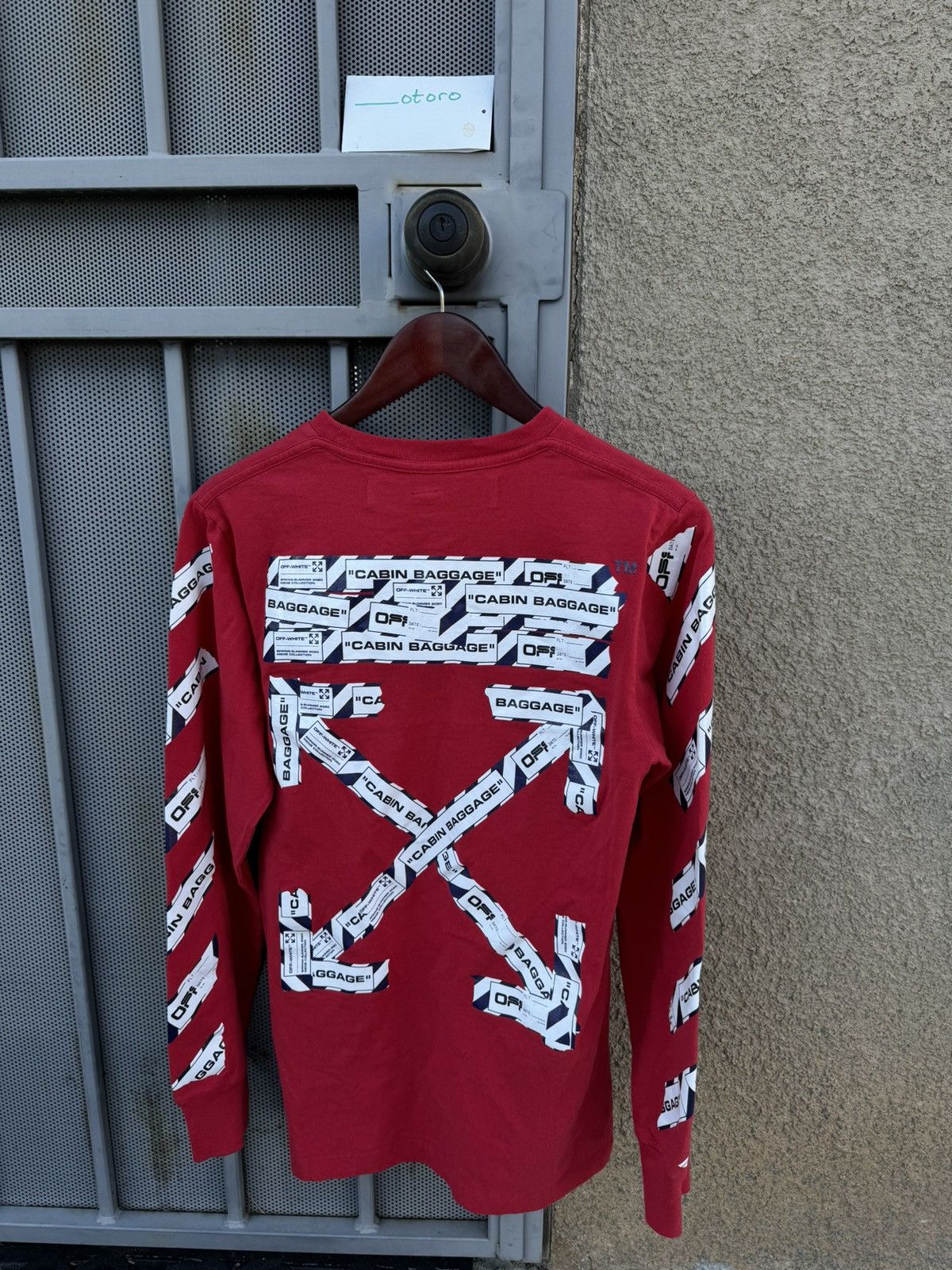 Off-White Off-white Airport tape longsleeve Size US XS / EU 42 / 0 - 2 Thumbnail
