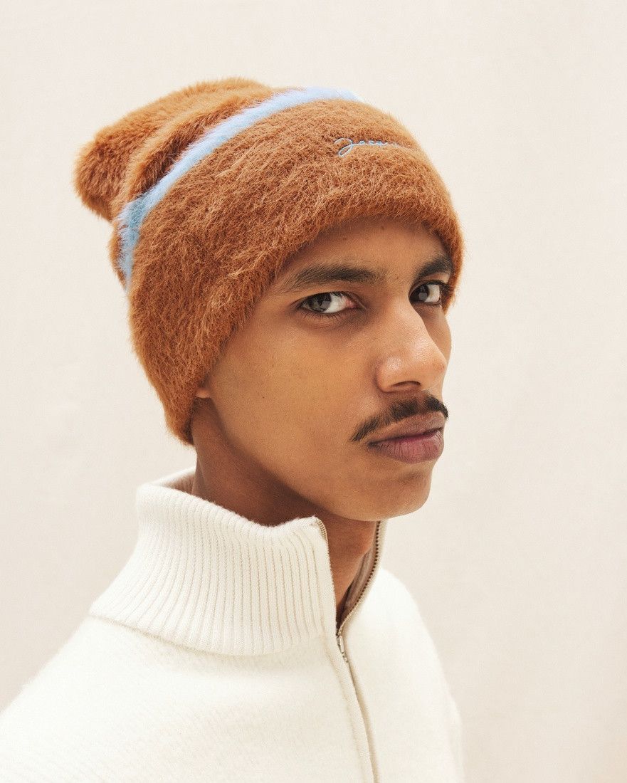 Jacquemus o1mle0625 Size:OS / Unisex La Bonnet Neve Beanie / Hat Brown Size ONE SIZE - 4 Thumbnail