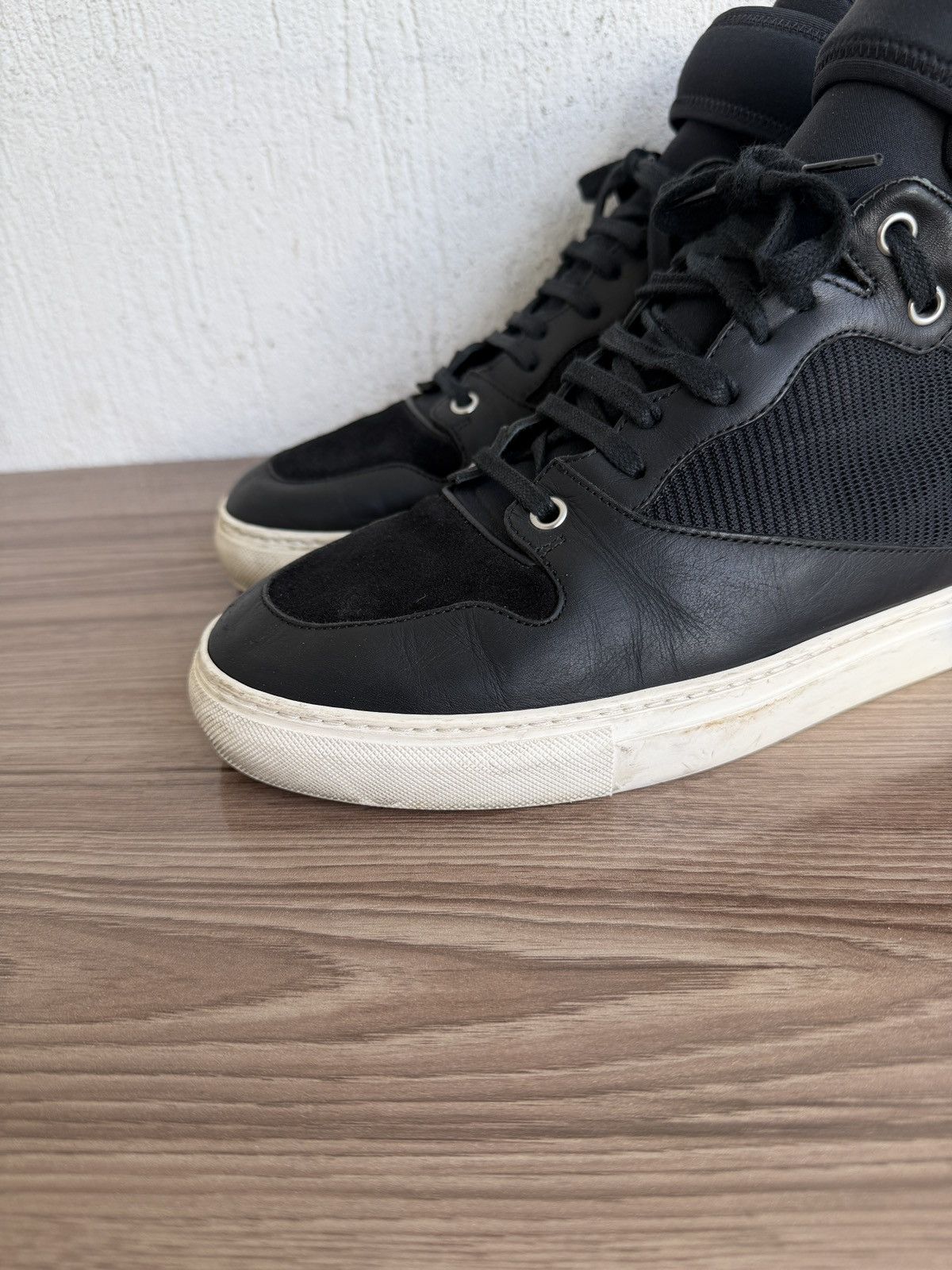 Balenciaga arena with strap sneaker Size US 9.5 / EU 42-43 - 3 Thumbnail