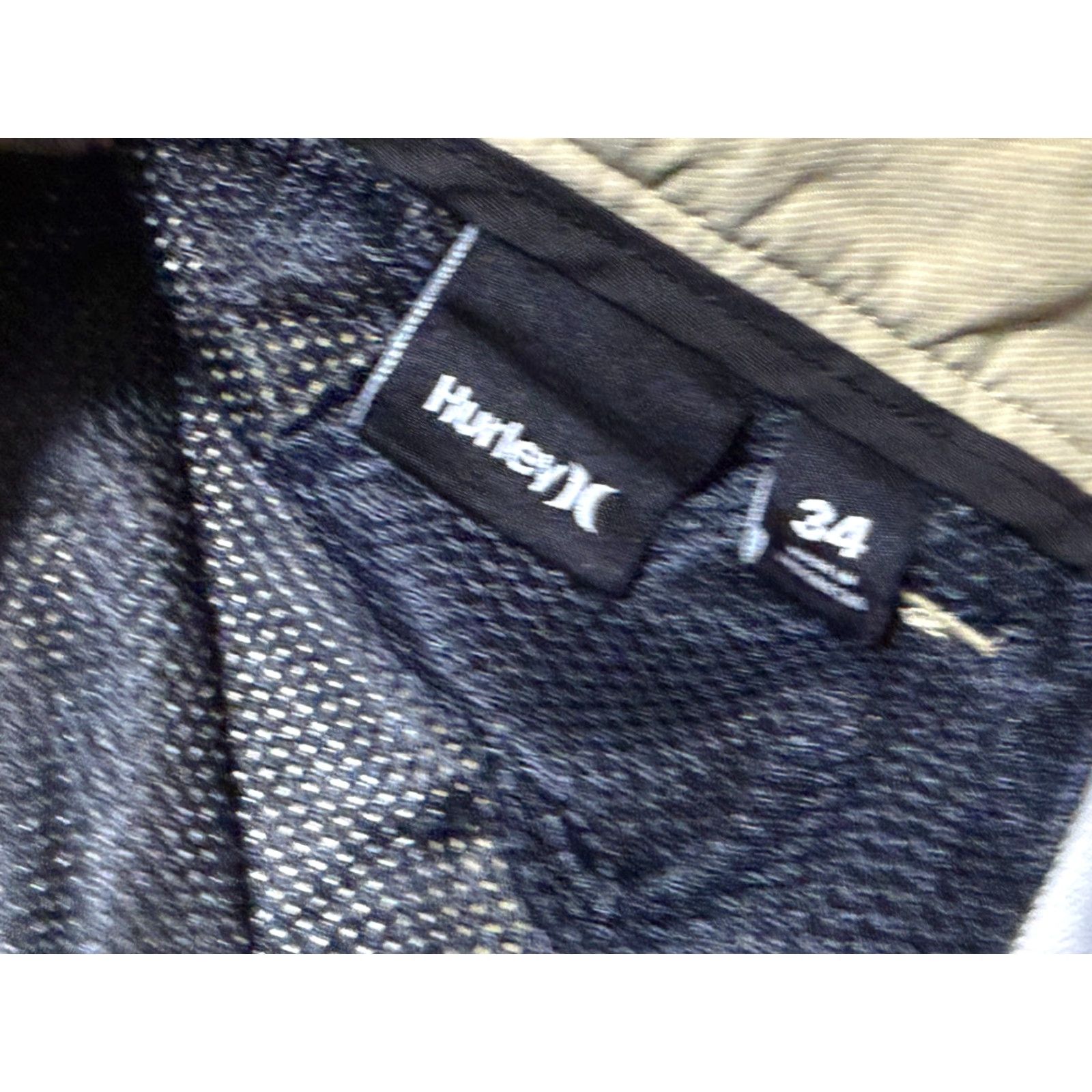 Hurley VINTAGE Hurley Shorts Men's Size 34 Brown Khaki Chino Flat Front Casual Nike? Size US 34 / EU 50 - 4 Thumbnail