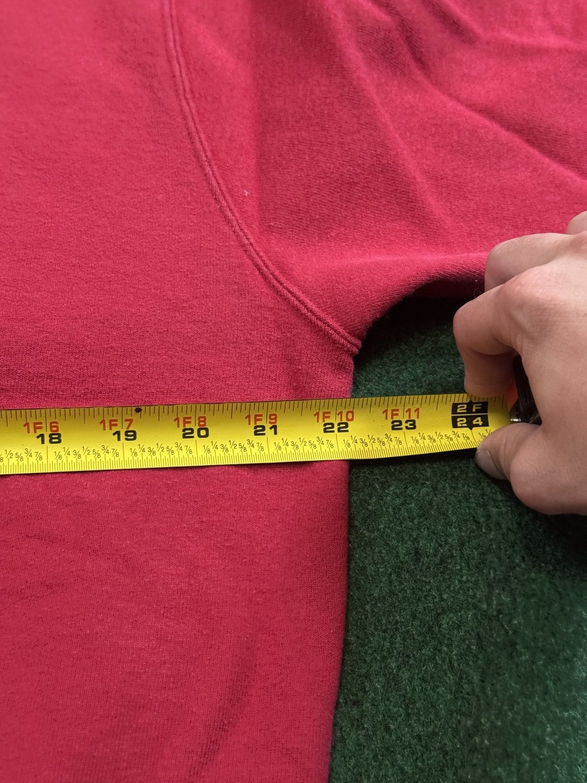 Champion Vintage 90s Champion Red Large Retro Hip Hop Sweatshirt Size US L / EU 52-54 / 3 - 5 Thumbnail