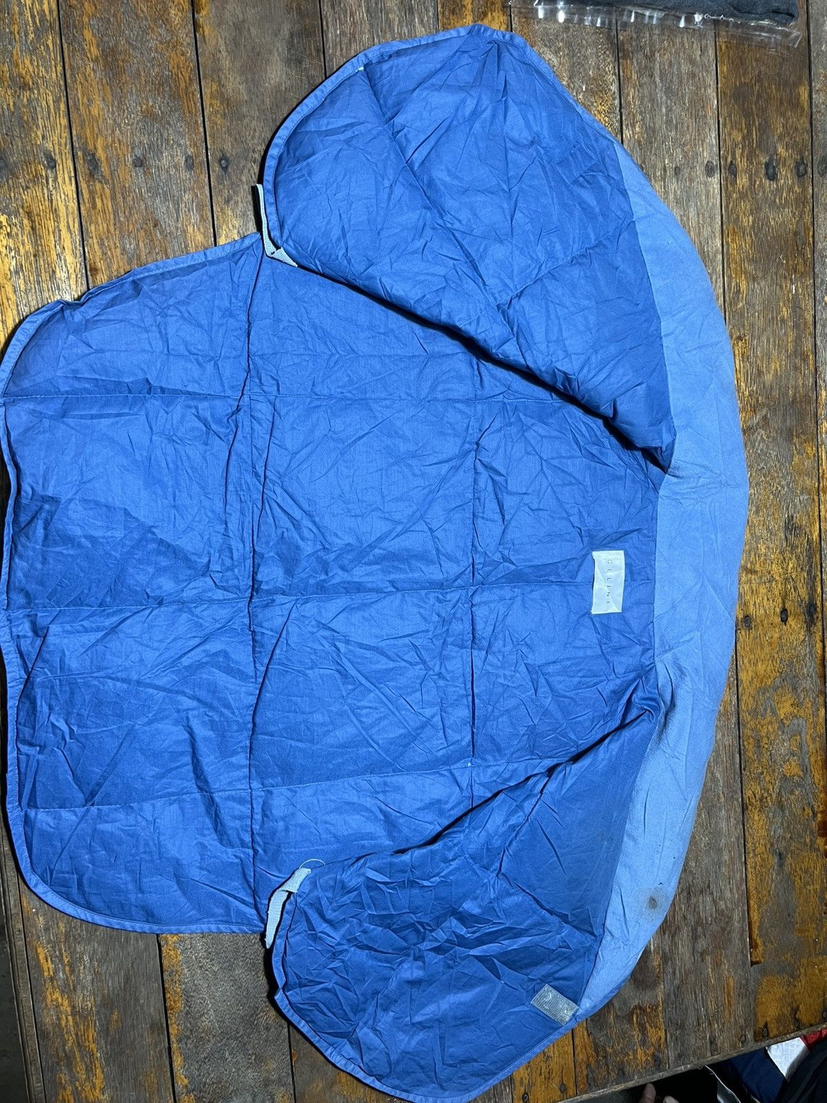 Celine VTG CELINE PARIS DOWN PONCHOS Size US M / EU 48-50 / 2 - 6 Thumbnail