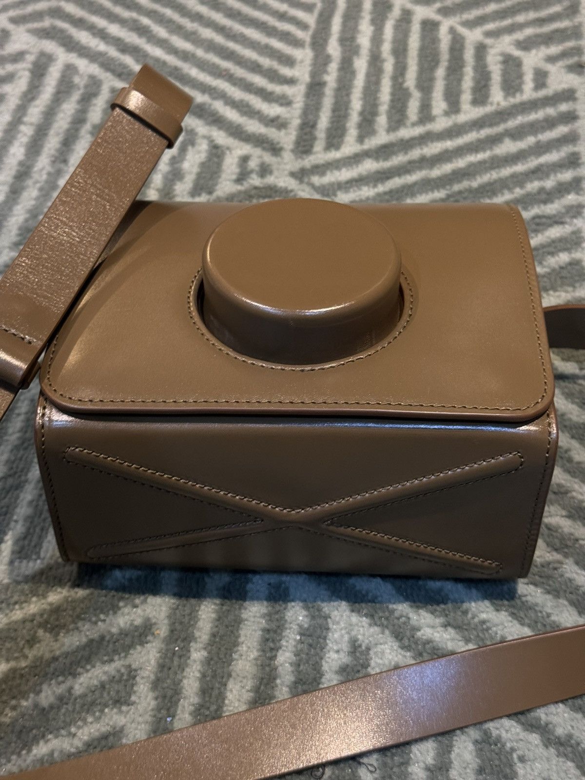 Lemaire LEMAIRE Camera Crossbody Bag Hazelnut Brown Size ONE SIZE - 6 Thumbnail
