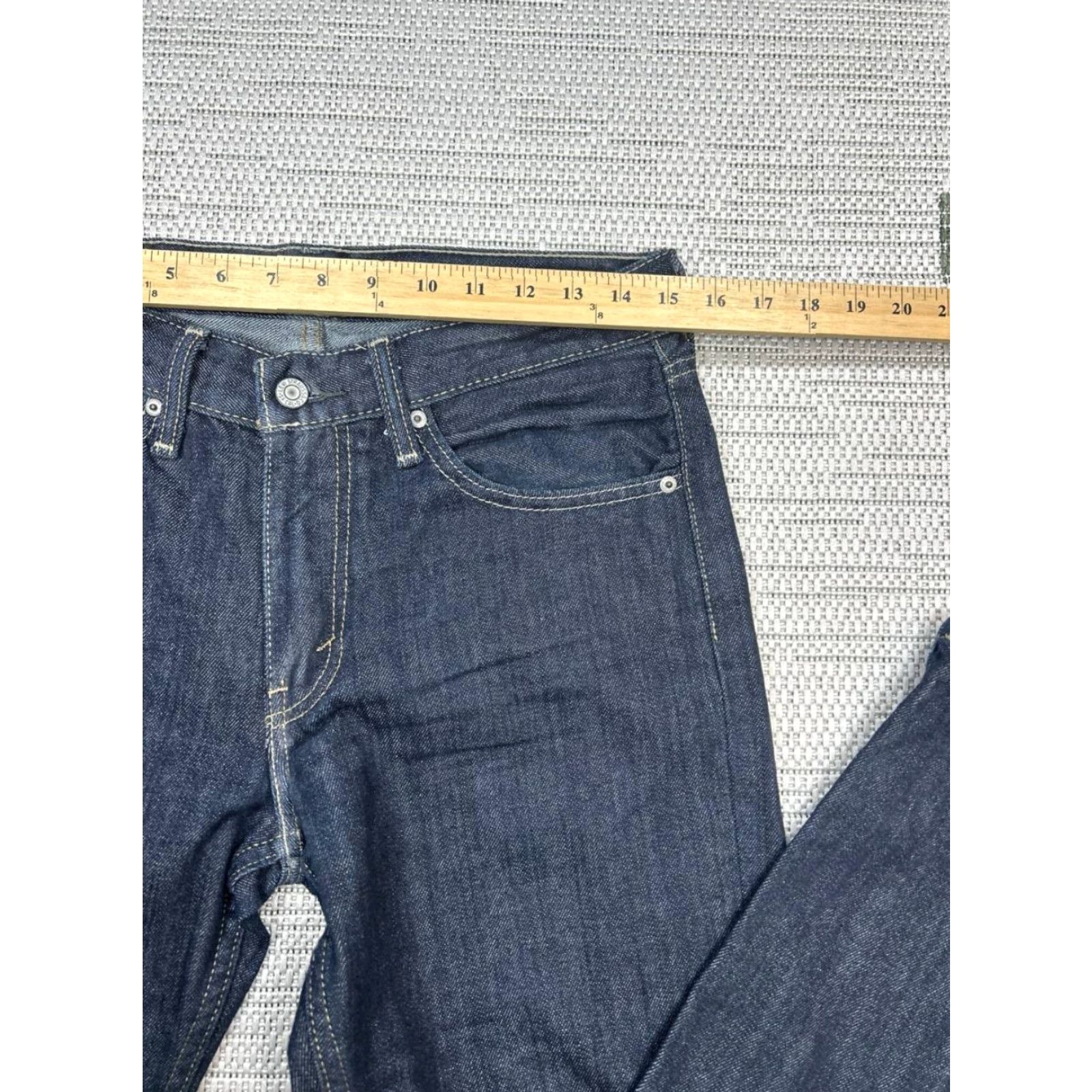 Levi's Levi's 514 Jeans Mens 30 Blue Denim Straight Fit Logo Cotton Mid Rise 30x32 Jeans Size US 30 / EU 46 - 7 Thumbnail
