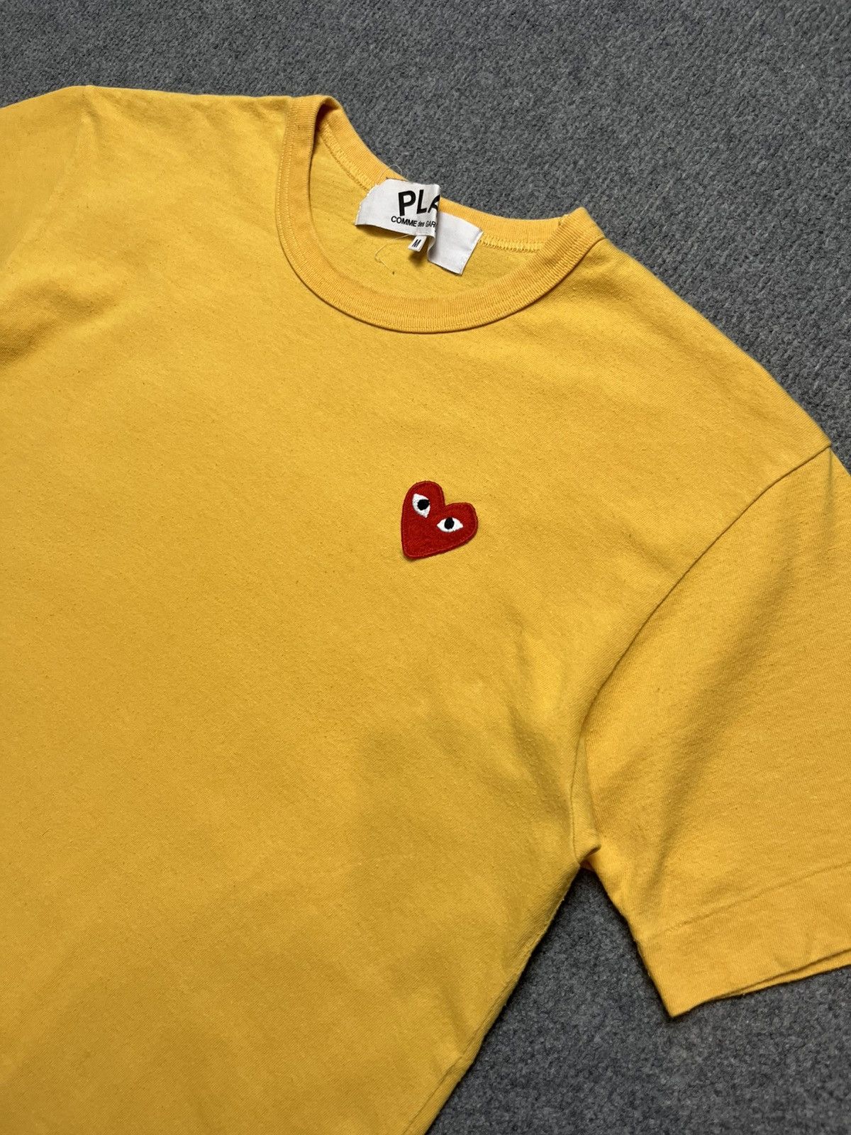 Comme des Garcons PLAY Comme Des Garcons Play T-shirt Size US M / EU 48-50 / 2 - 3 Thumbnail