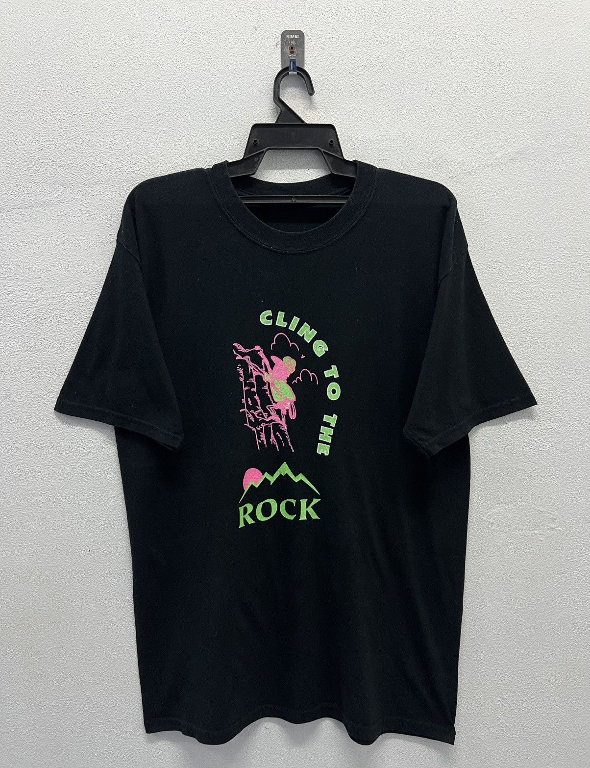 Vintage VINTAGE CLING TO THE ROCK IGNORE THE RATC SHIRT Size US L / EU 52-54 / 3 - 1 Thumbnail