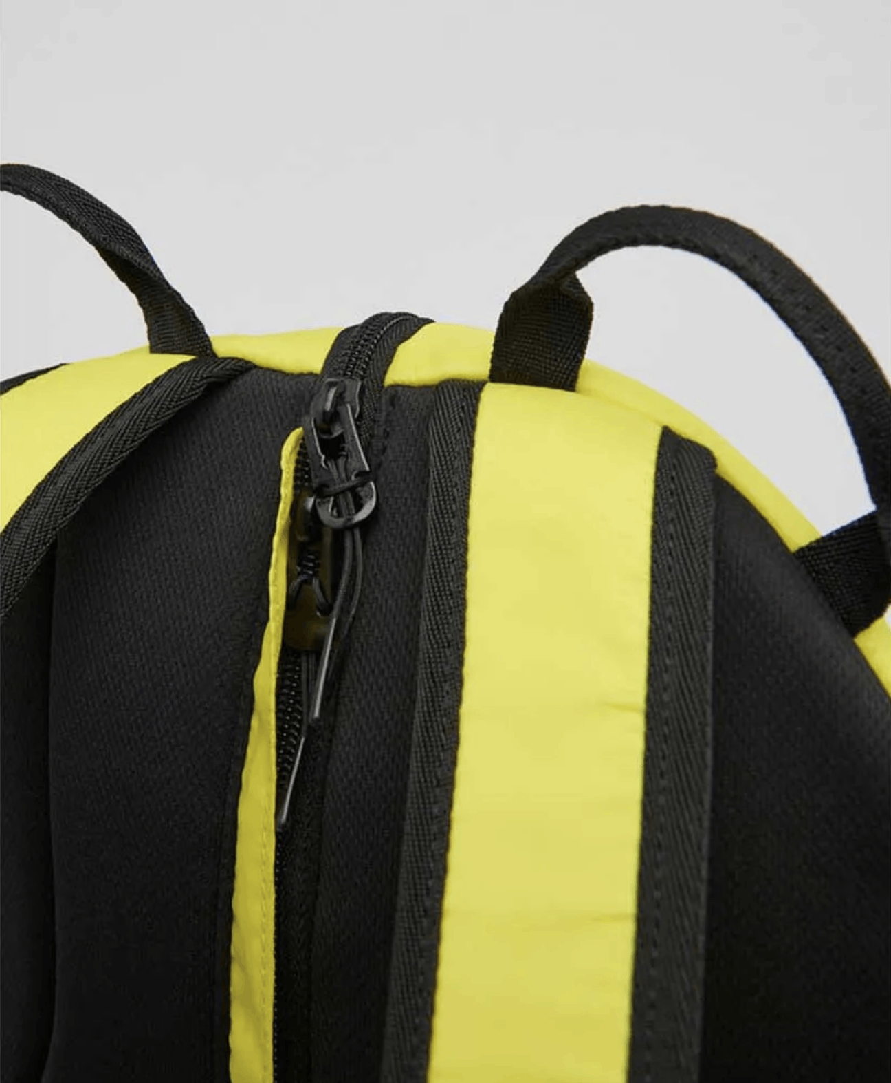 Superdry Superdry Puffer Middle Zip Montana Rucksack Padded Backpack Size ONE SIZE - 5 Thumbnail