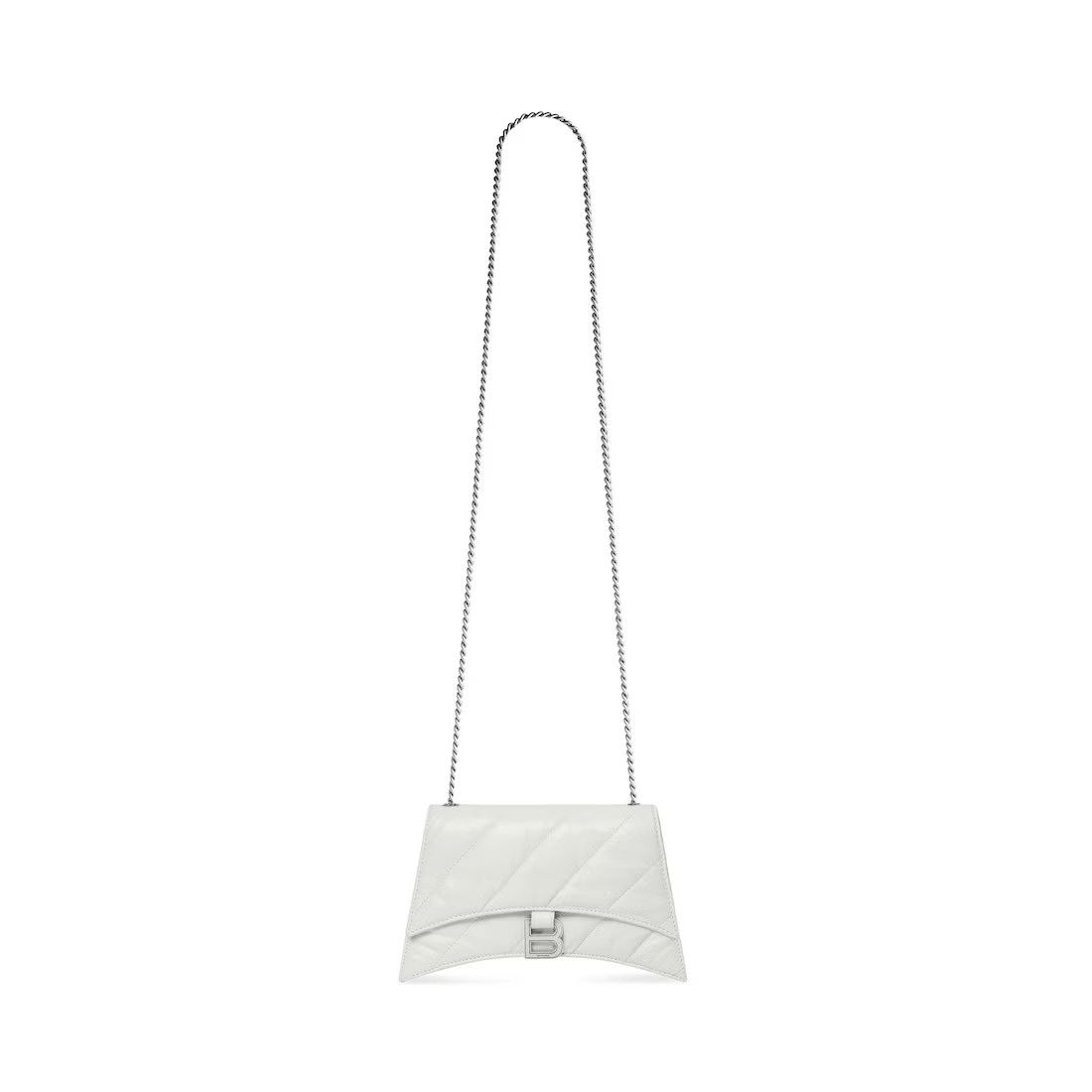 o1srvl11e0525 Size: OS / Crush XS Chain Bag Quilted White