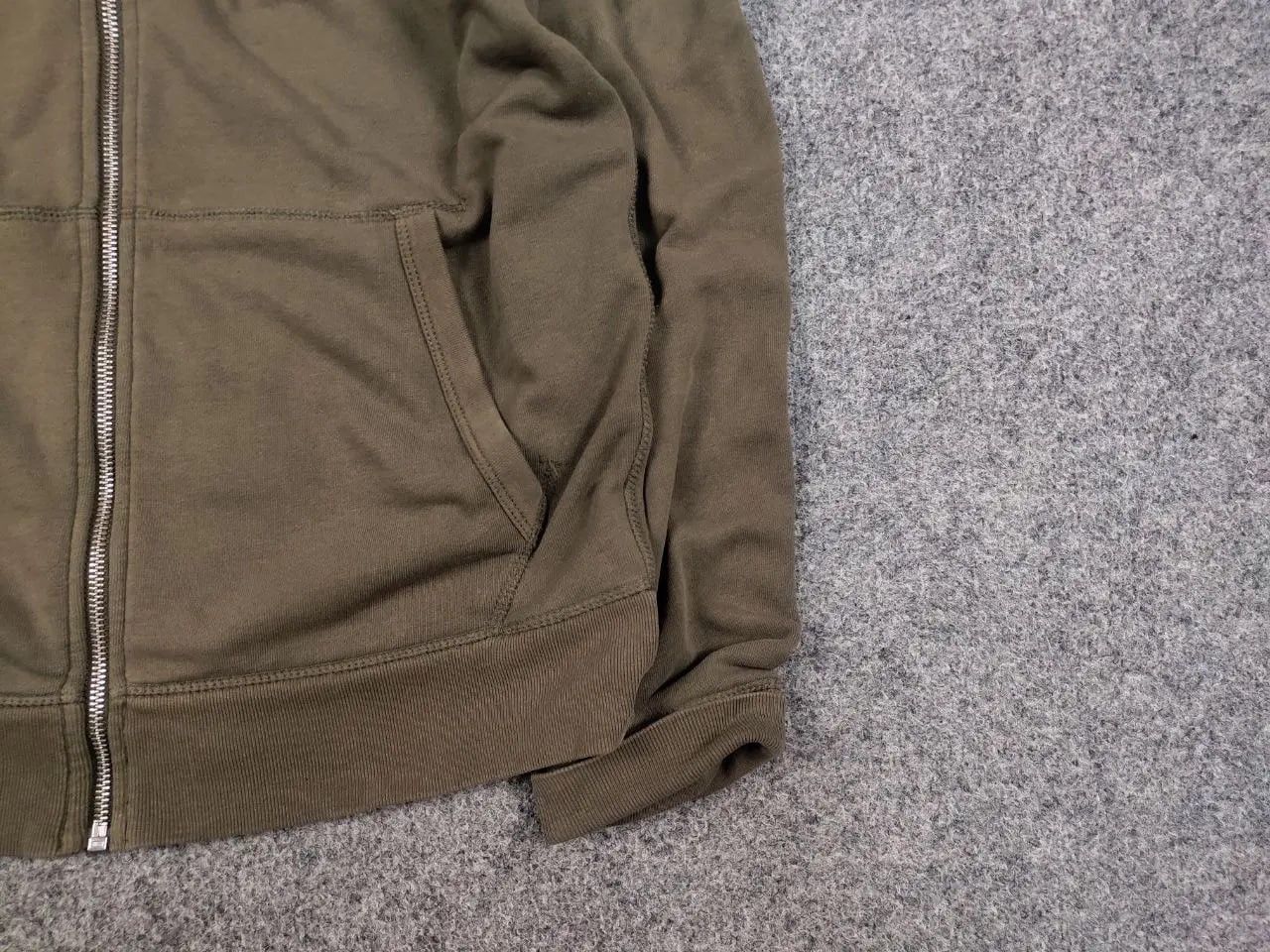 Diesel Vintage Diesel Military Logo Green Zip Hoodie Y2K Style Size US L / EU 52-54 / 3 - 11 Thumbnail