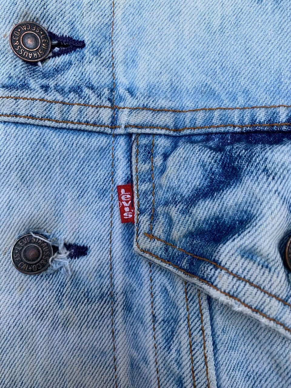 Levi's × Levi's Vintage Clothing Vintage Levi’s Denim Jacket Washed Distressed Size M Size US M / EU 48-50 / 2 - 10 Thumbnail