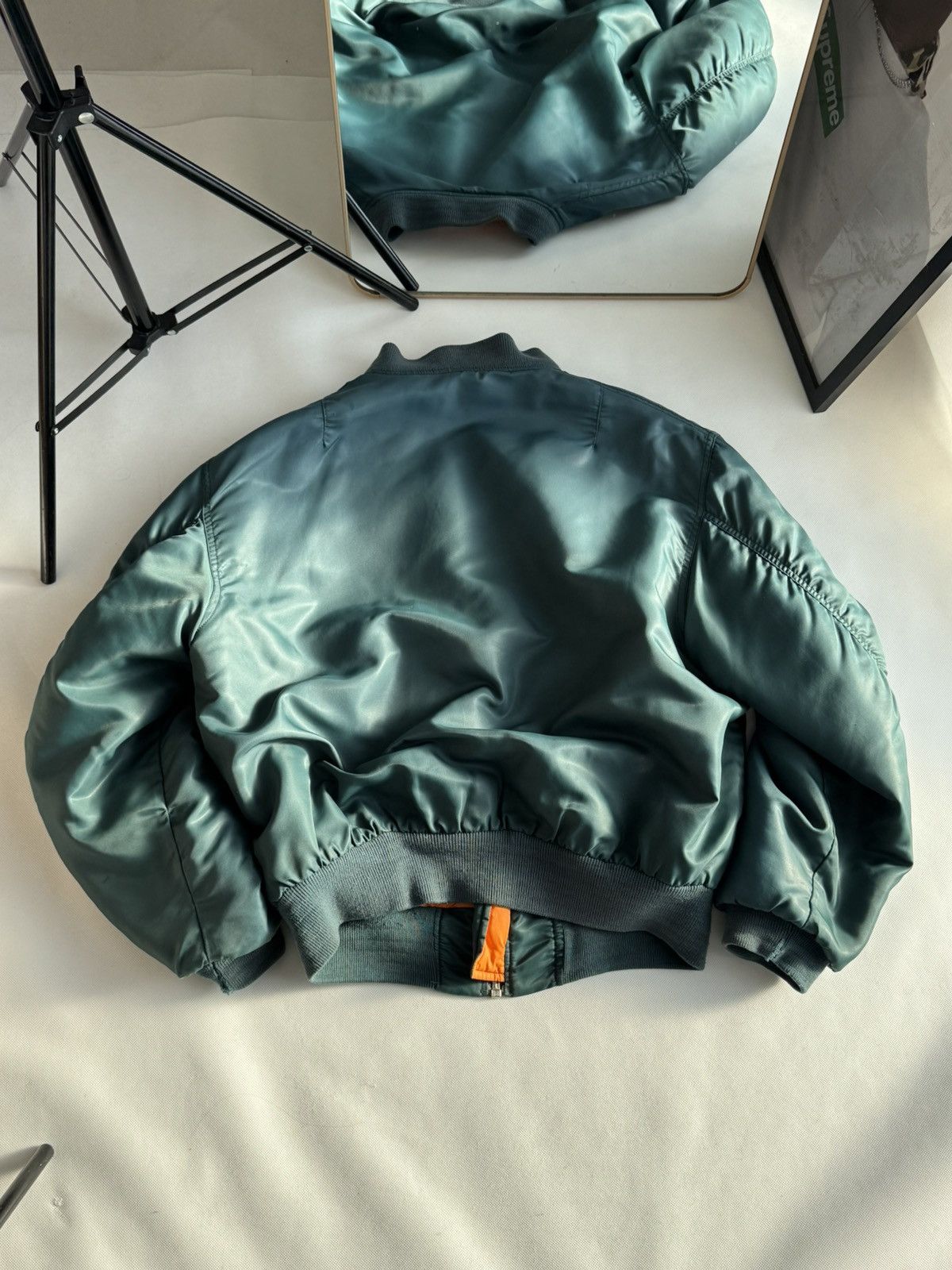 Vintage Vintage Boxy Faded MA1 Bomber Jacket Alpha Industries Style Size US L / EU 52-54 / 3 - 5 Thumbnail