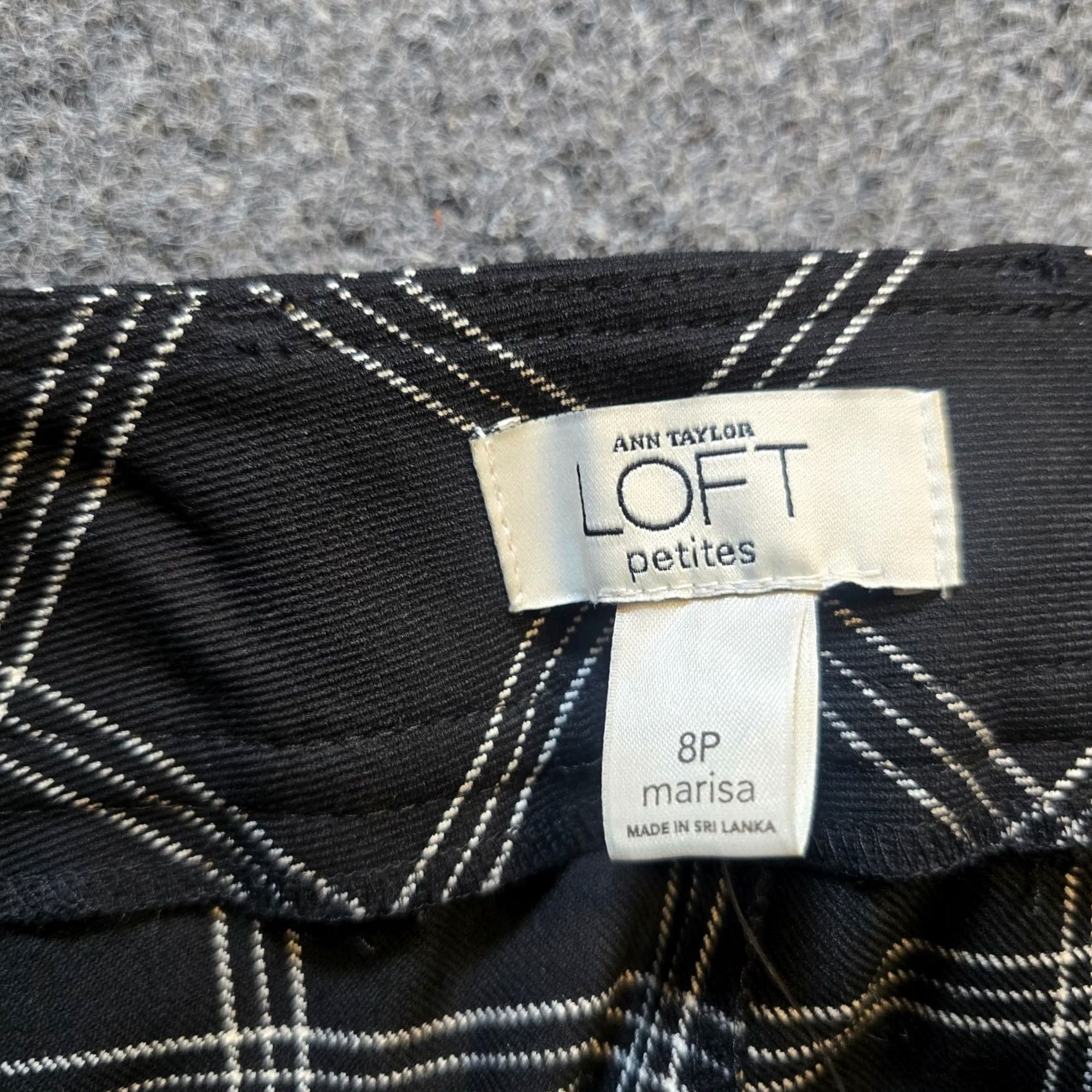 Loft LOFT Pants Women Size 8 Petite Black Windowpane Plaid Marisa Straight Leg Office Dress Pants Womens Regular 29 Inseam Flat Front Polyester Blend Size 30" / US 8 / IT 44 - 4 Thumbnail