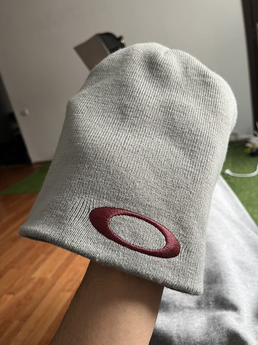 Vintage Vintage rare Oakley beanie | Grailed