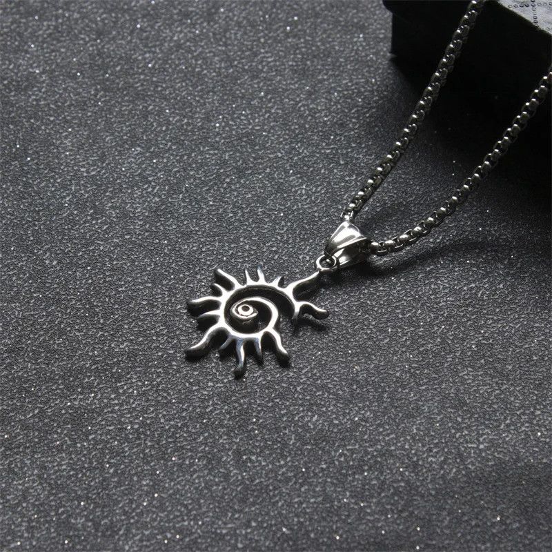 Other Fashion Creative Sun Flame Pendant Necklace Size ONE SIZE - 4 Thumbnail