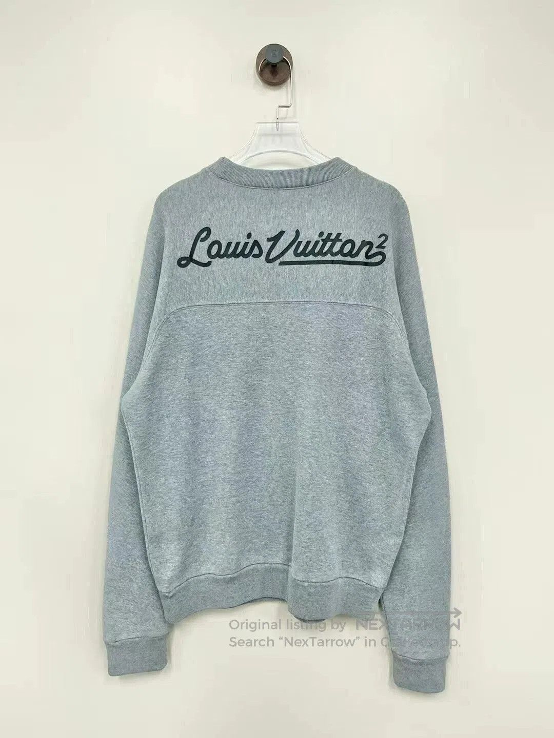 Louis Vuitton gray louis vuitton logo sweatshirt size small. Size S / US 4 / IT 40 - 3 Thumbnail