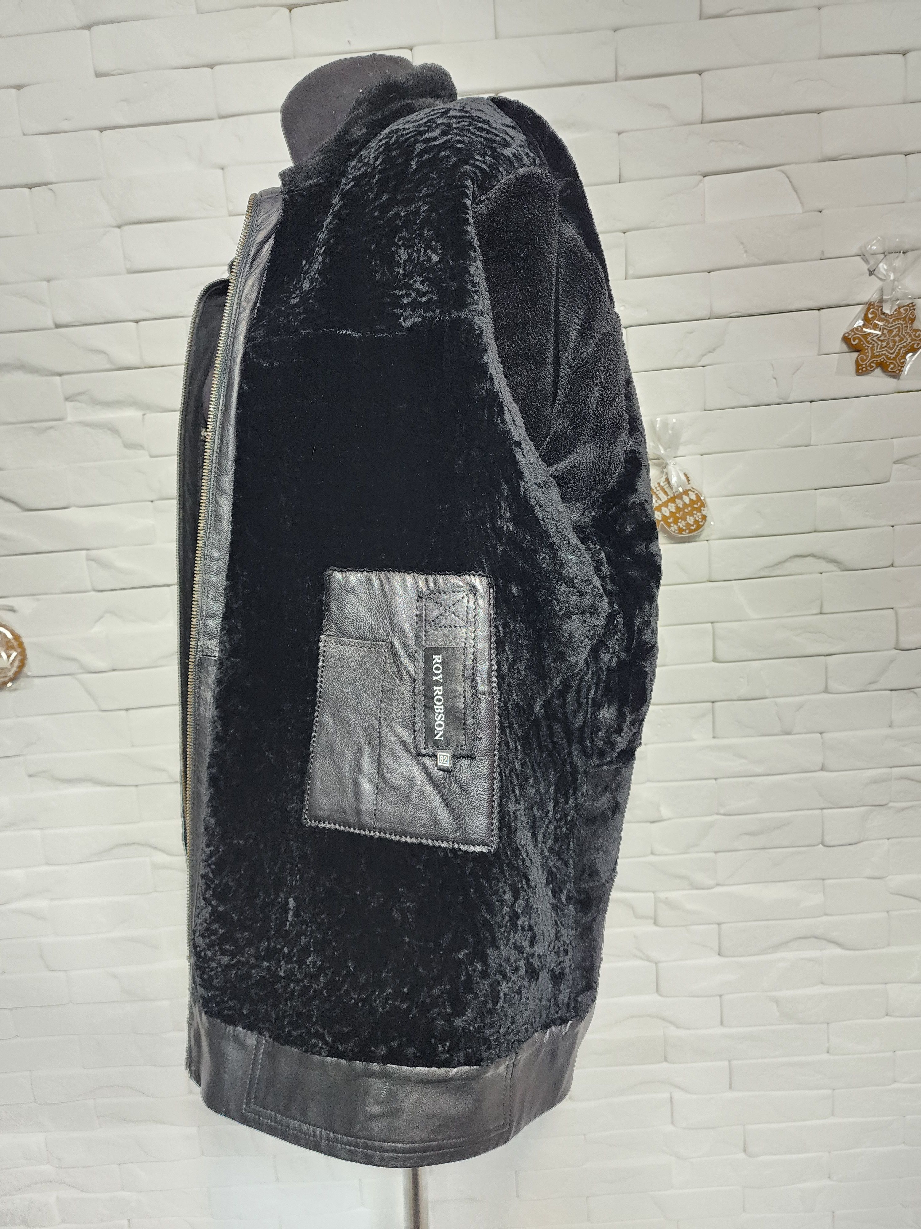 Furla Men's Black Sheepskin Coat: Warm Leather Jacket Size US L / EU 52-54 / 3 - 10 Thumbnail