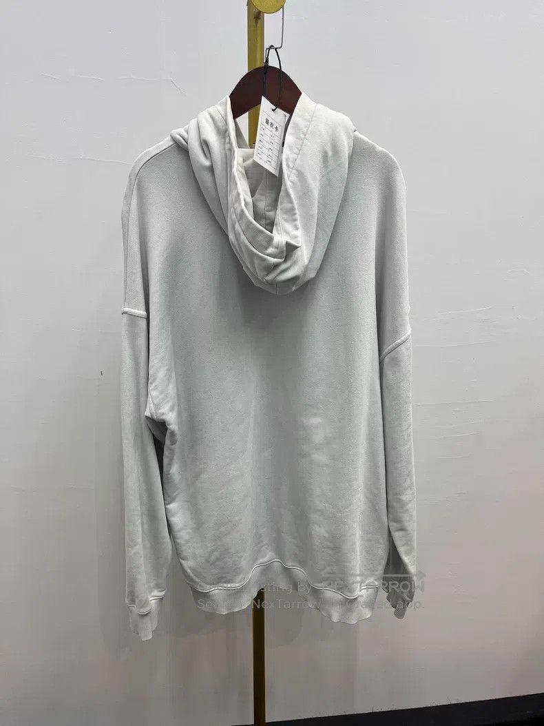 Givenchy Givenchy Hooded Sweatshirt Size US M / EU 48-50 / 2 - 2 Thumbnail
